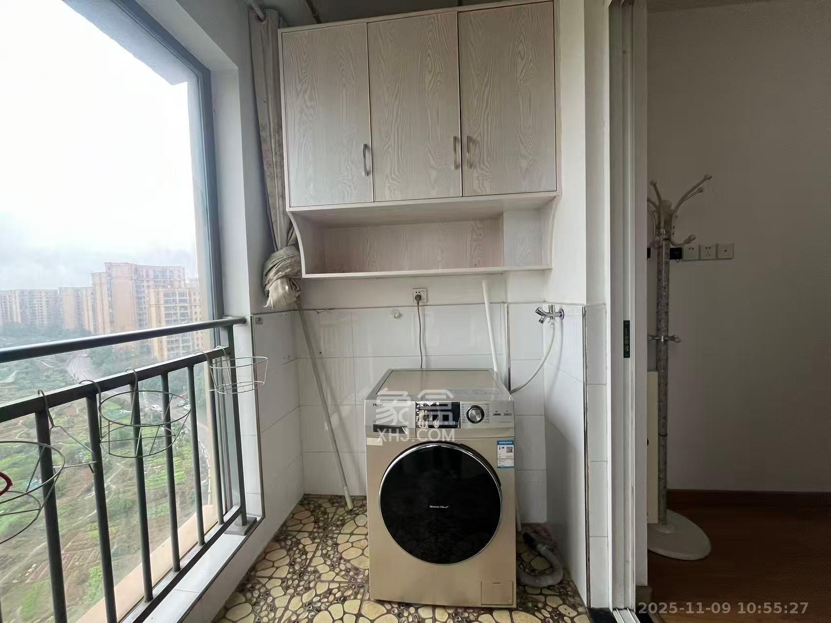 怡海星城 2室2厅1卫 1500.0元/月 怡海星城 2室2厅1卫 1500.0元/月室内图