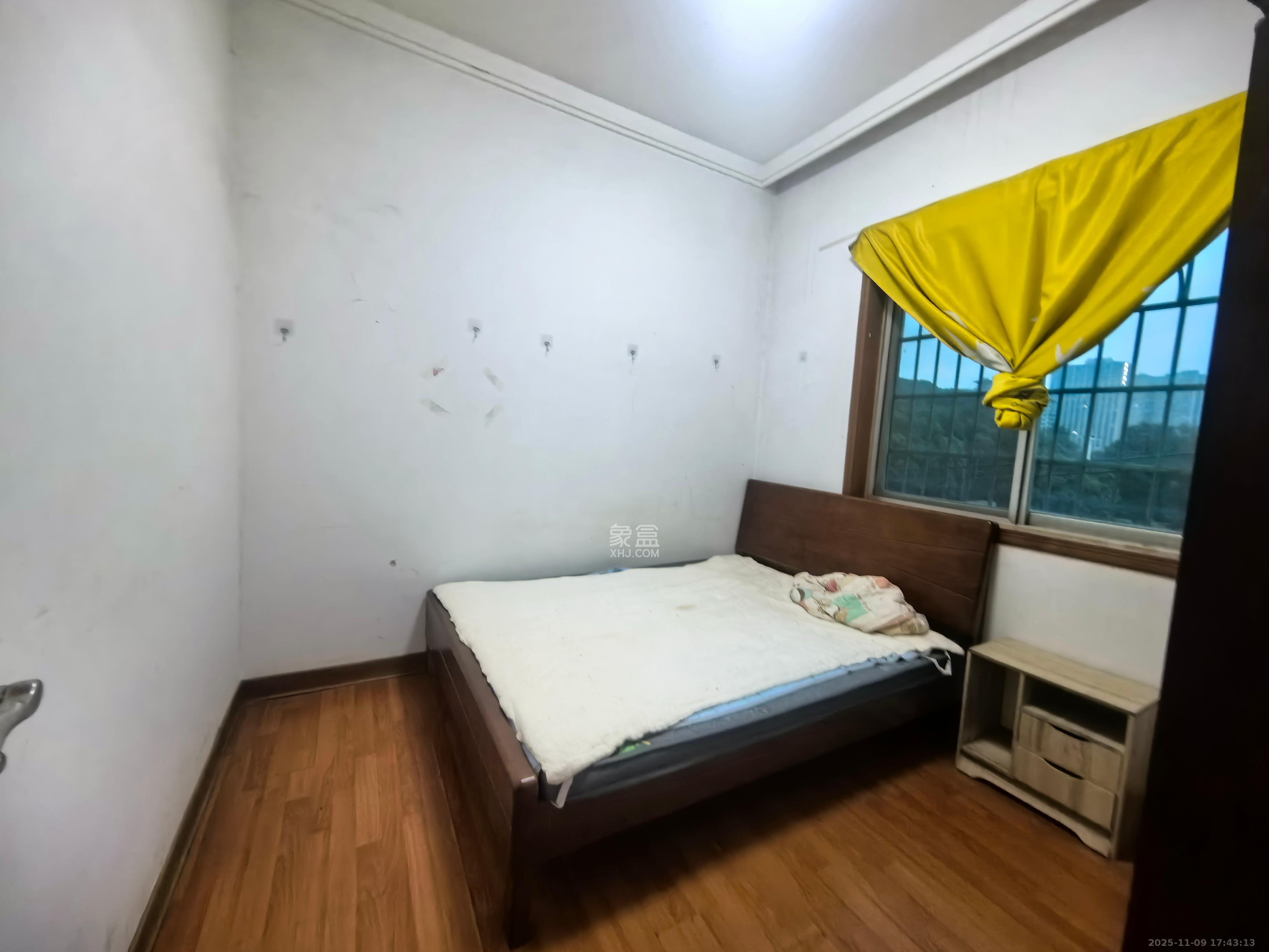 马王堆陶瓷建材新城 3室2厅1卫 1800.0元/月 马王堆陶瓷建材新城 3室2厅1卫 1800.0元/月室内图