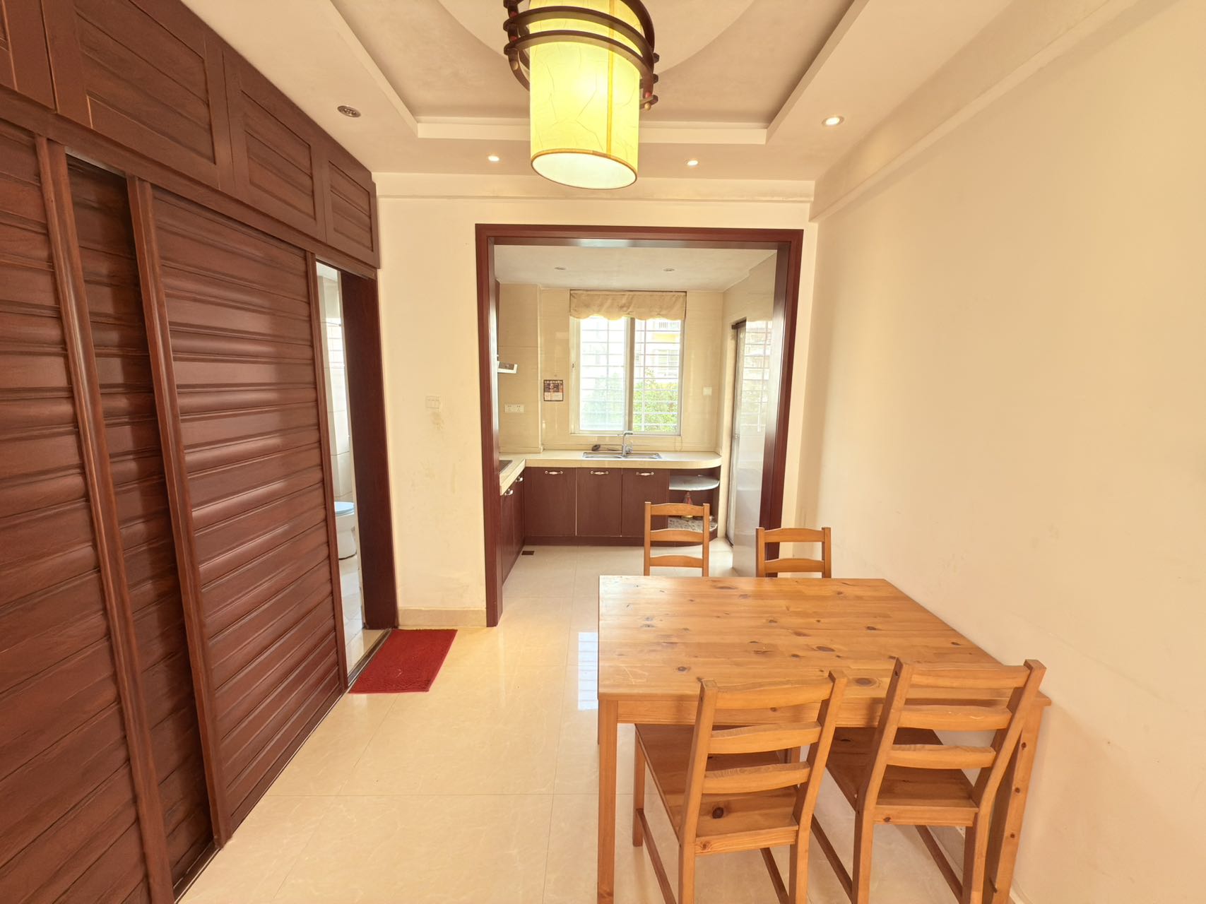 天上人间 3室2厅2卫 3000.0元/月 天上人间 3室2厅2卫 3000.0元/月室内图