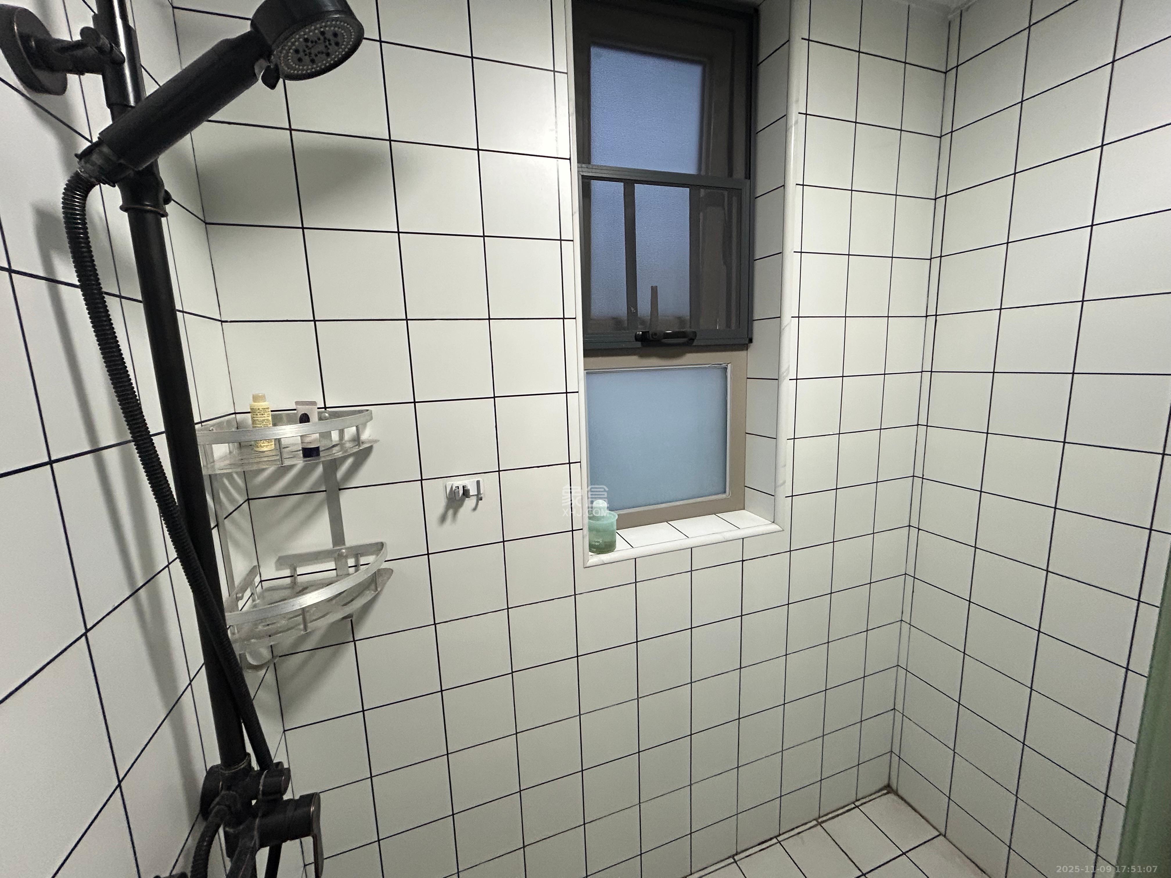 怡海星城 1室0厅0卫 3000.0元/月 怡海星城 1室0厅0卫 3000.0元/月室内图