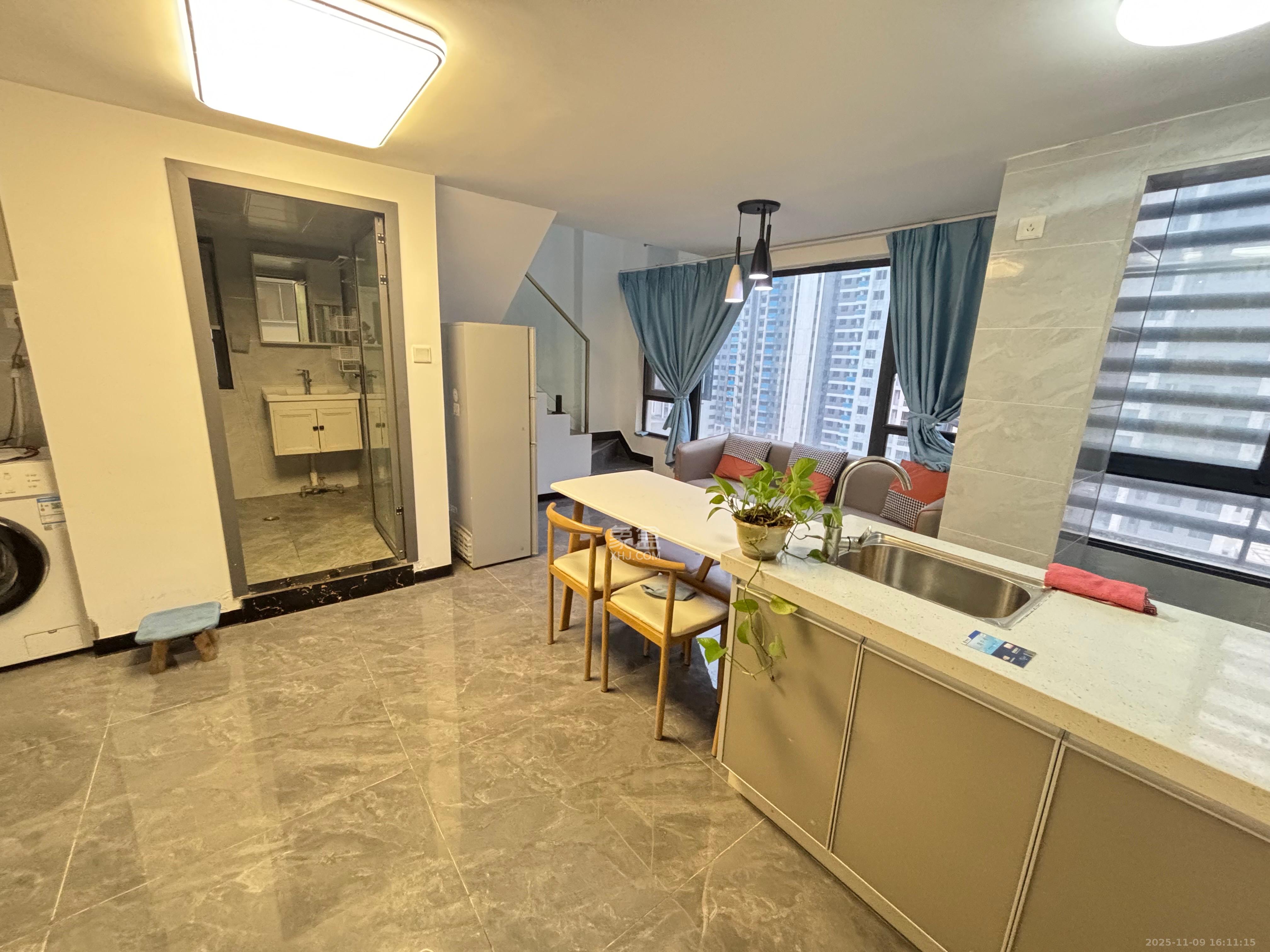 北辰时光里 2室2厅1卫 1800.0元/月 北辰时光里 2室2厅1卫 1800.0元/月室内图