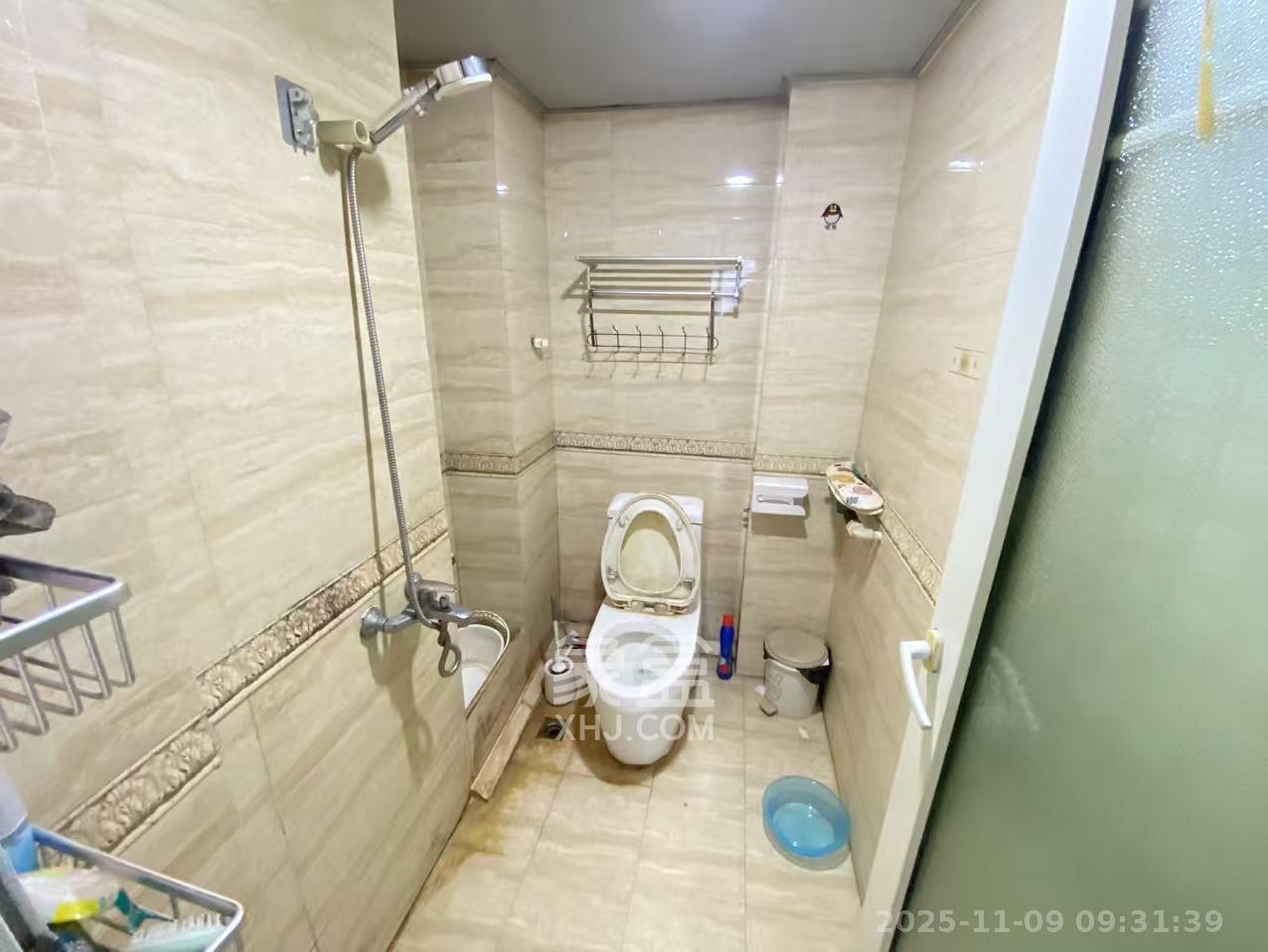 中远公馆 1室1厅1卫 1500.0元/月 中远公馆 1室1厅1卫 1500.0元/月室内图