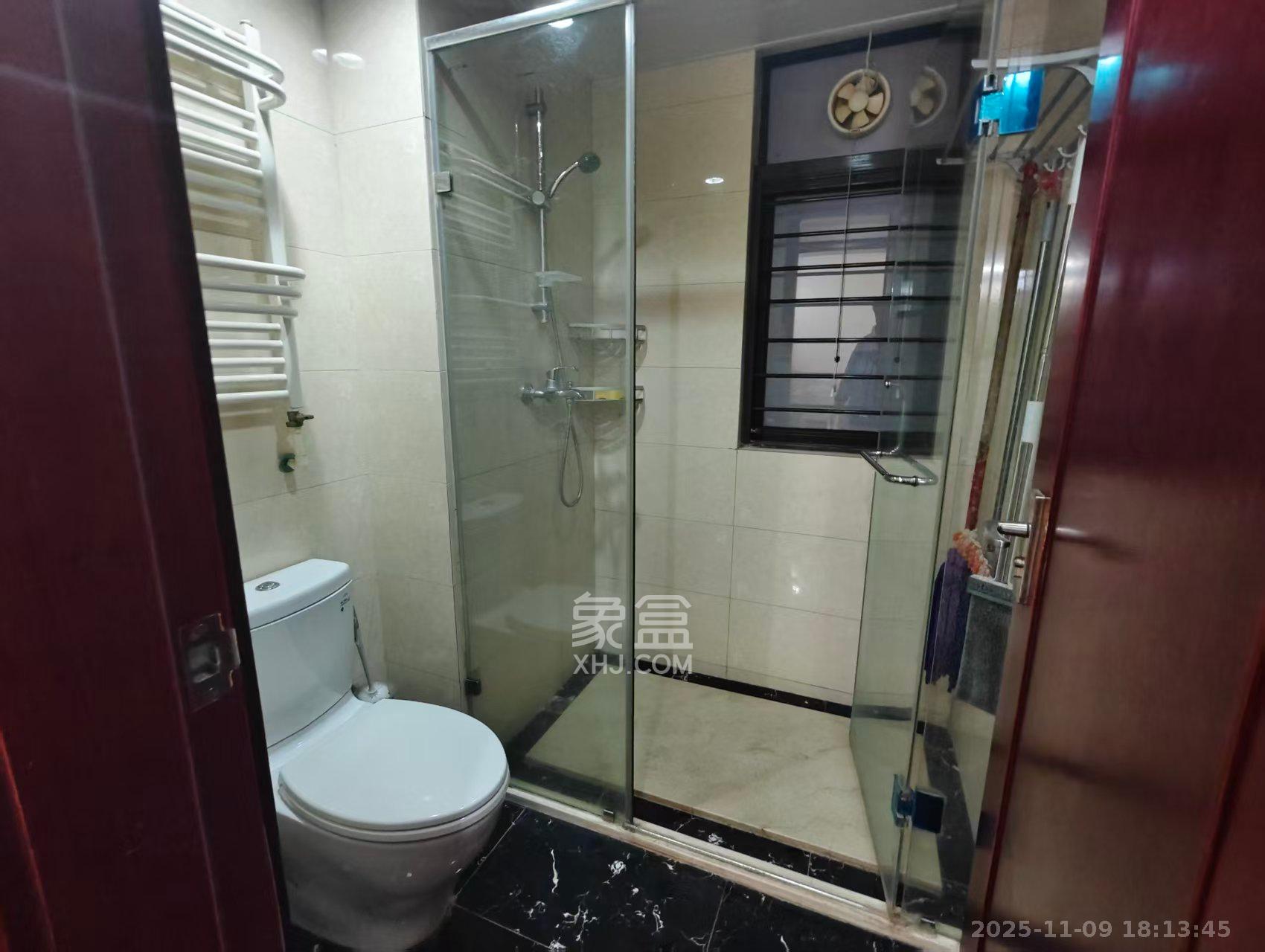 中海国际二期 3室2厅1卫 1800.0元/月 中海国际二期 3室2厅1卫 1800.0元/月室内图