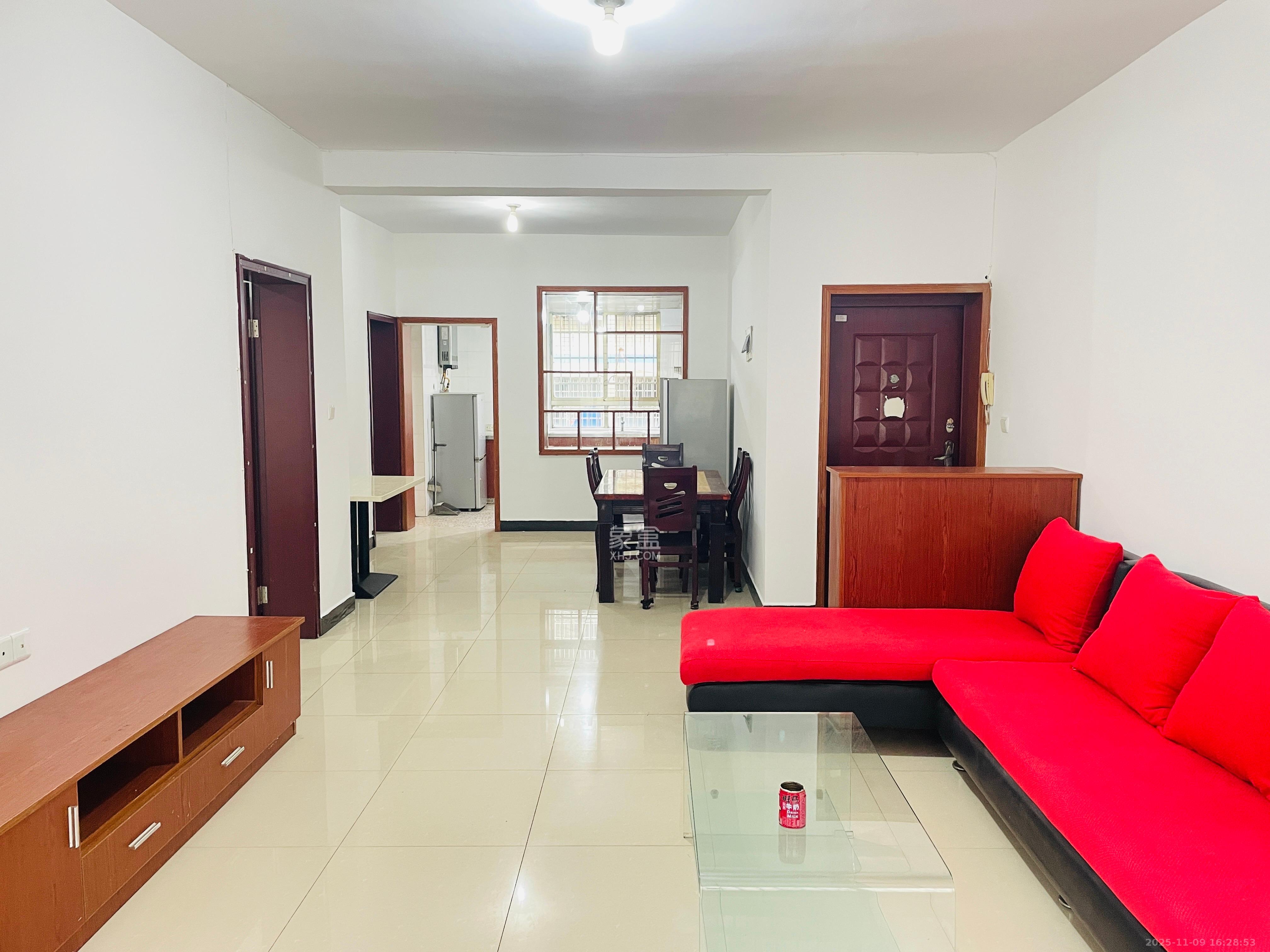 金石蓉园 2室2厅1卫 1500.0元/月 金石蓉园 2室2厅1卫 1500.0元/月室内图