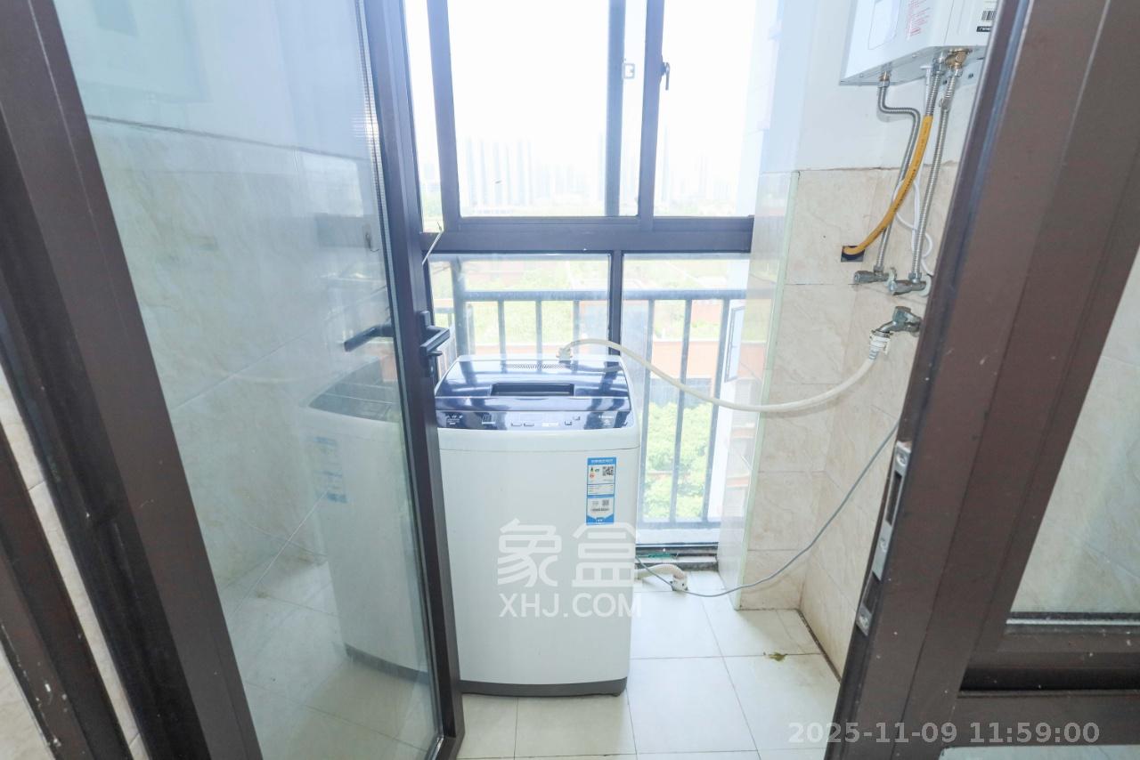 今时艺苑  3室2厅1卫    2100.0元/月室内图