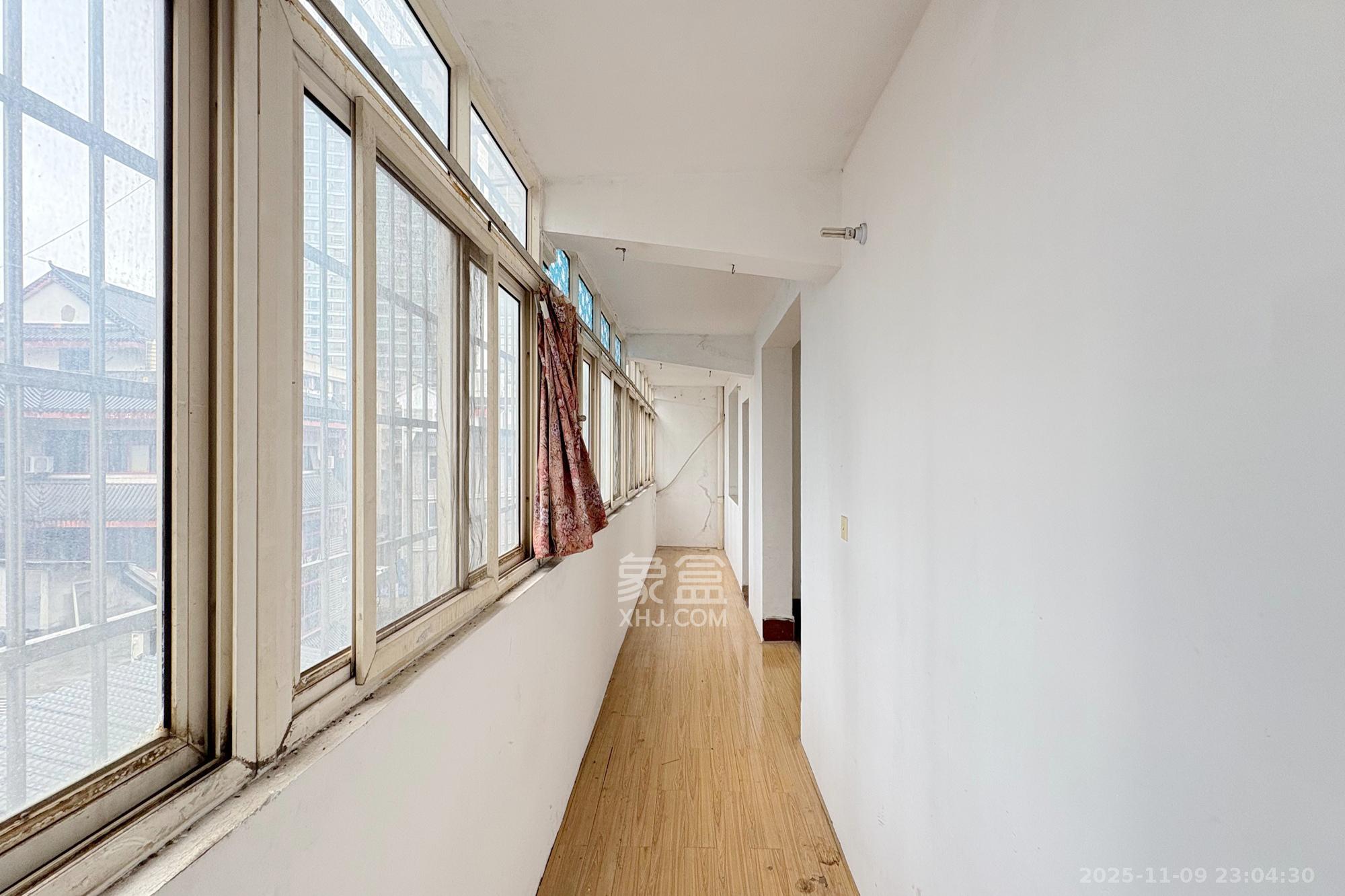 信丰民居  2室2厅1卫    70.0万阳台