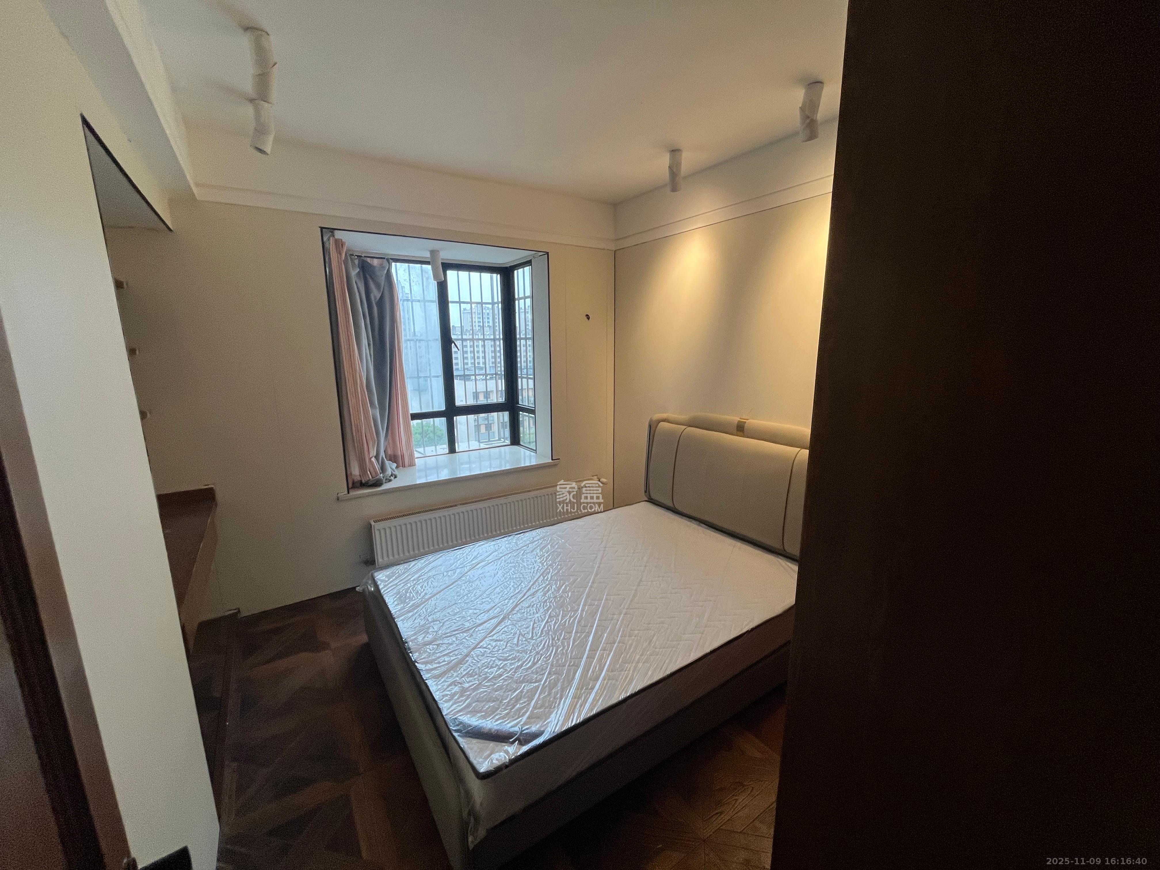 三江花中城  3室1厅2卫    3600.0元/月室内图