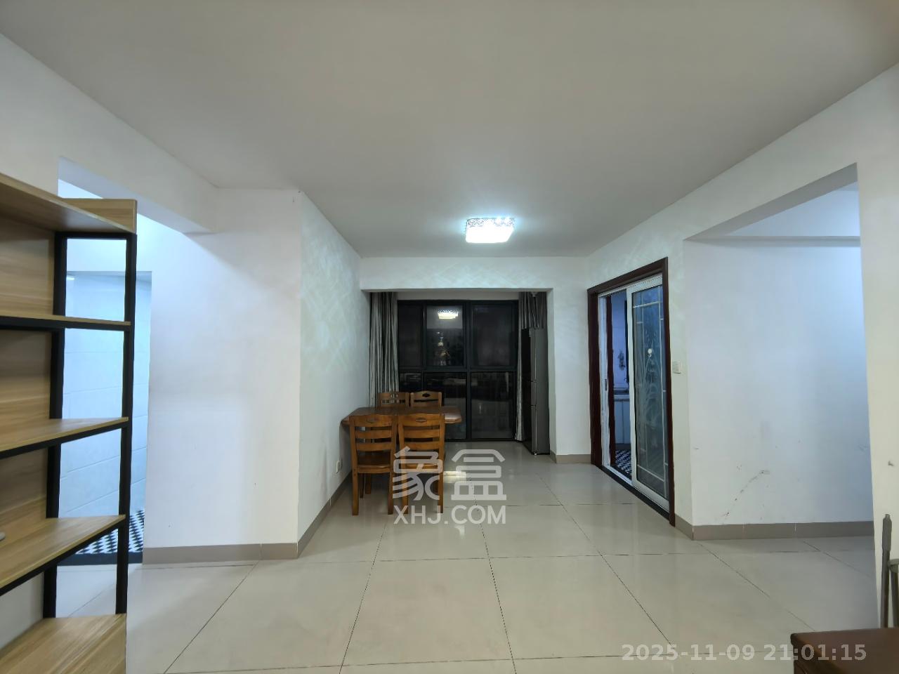 海伦堡爱ME城市  1室2厅2卫    2200.0元/月室内图