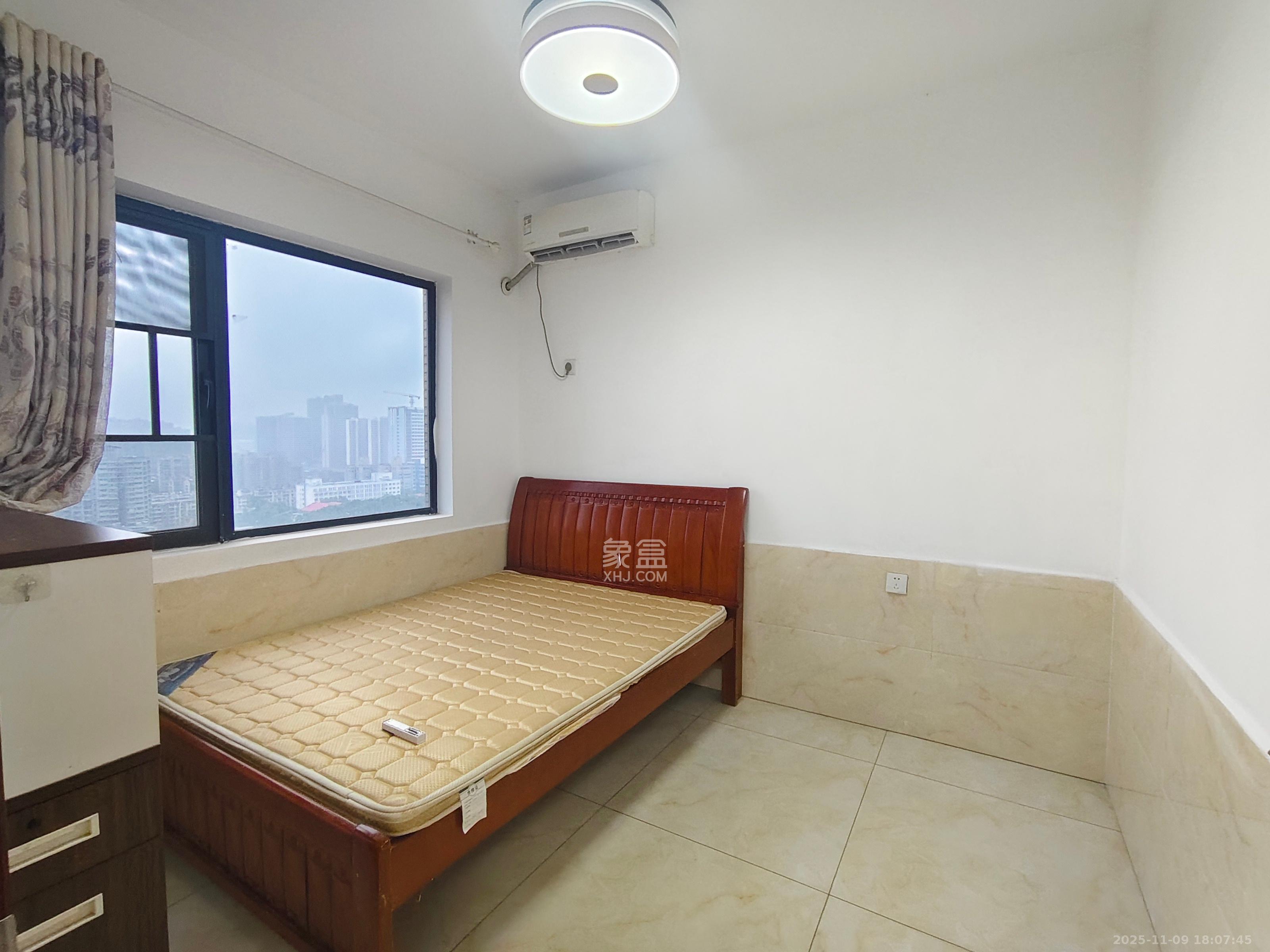 古汉国际广场 3室2厅1卫 2500.0元/月 古汉国际广场 3室2厅1卫 2500.0元/月室内图