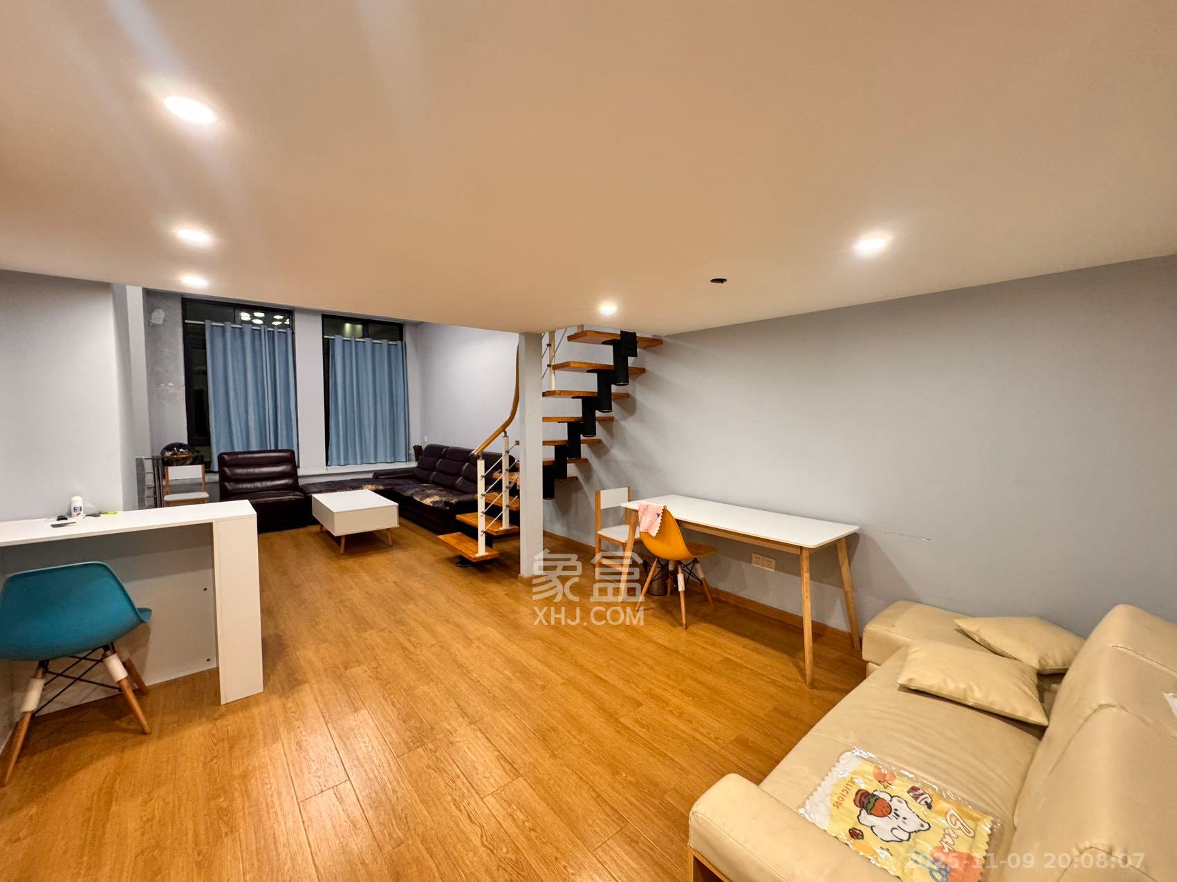 荣悦台 1室1厅1卫 2000.0元/月 荣悦台 1室1厅1卫 2000.0元/月室内图