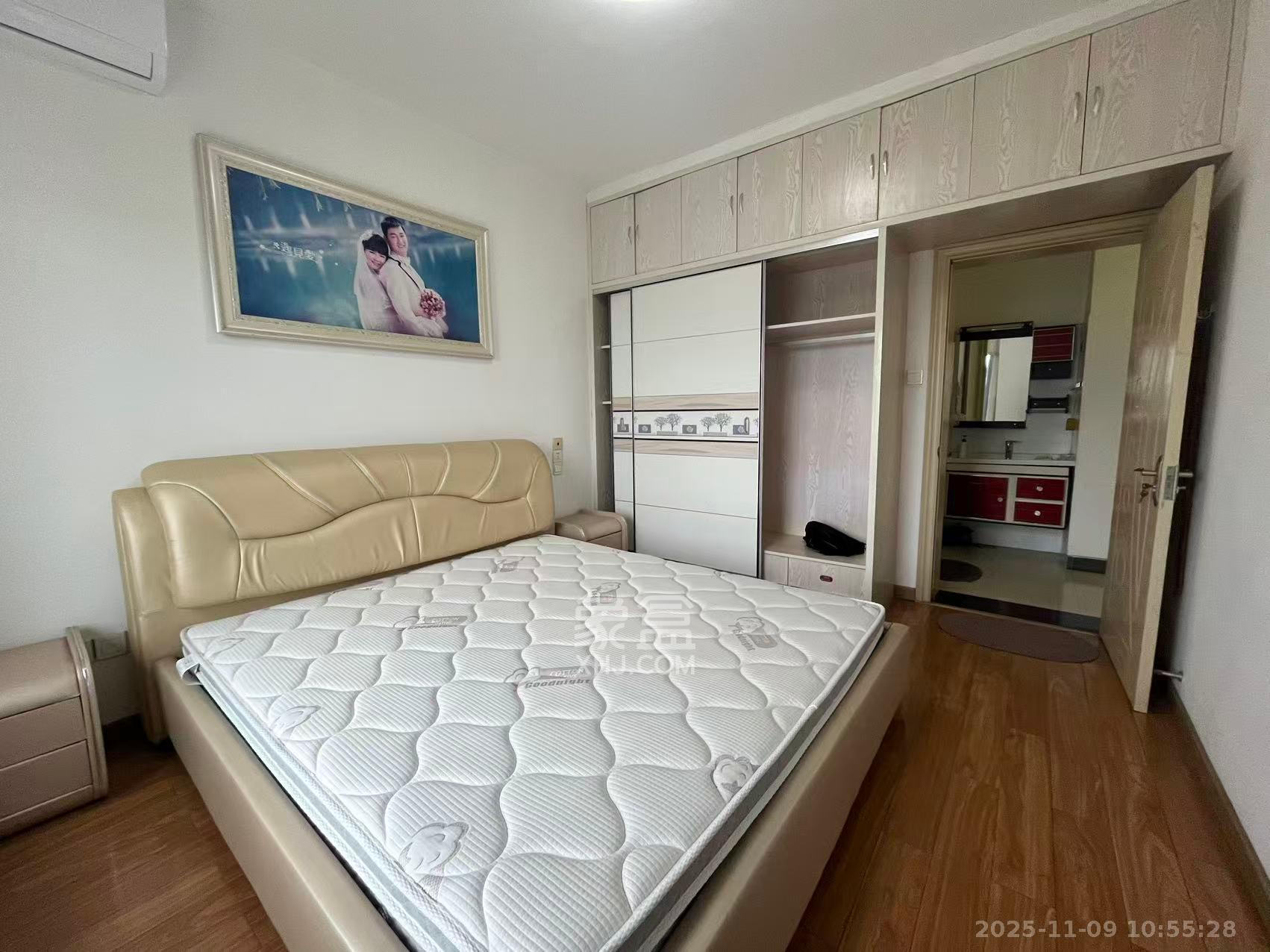 怡海星城 2室2厅1卫 1500.0元/月 怡海星城 2室2厅1卫 1500.0元/月室内图