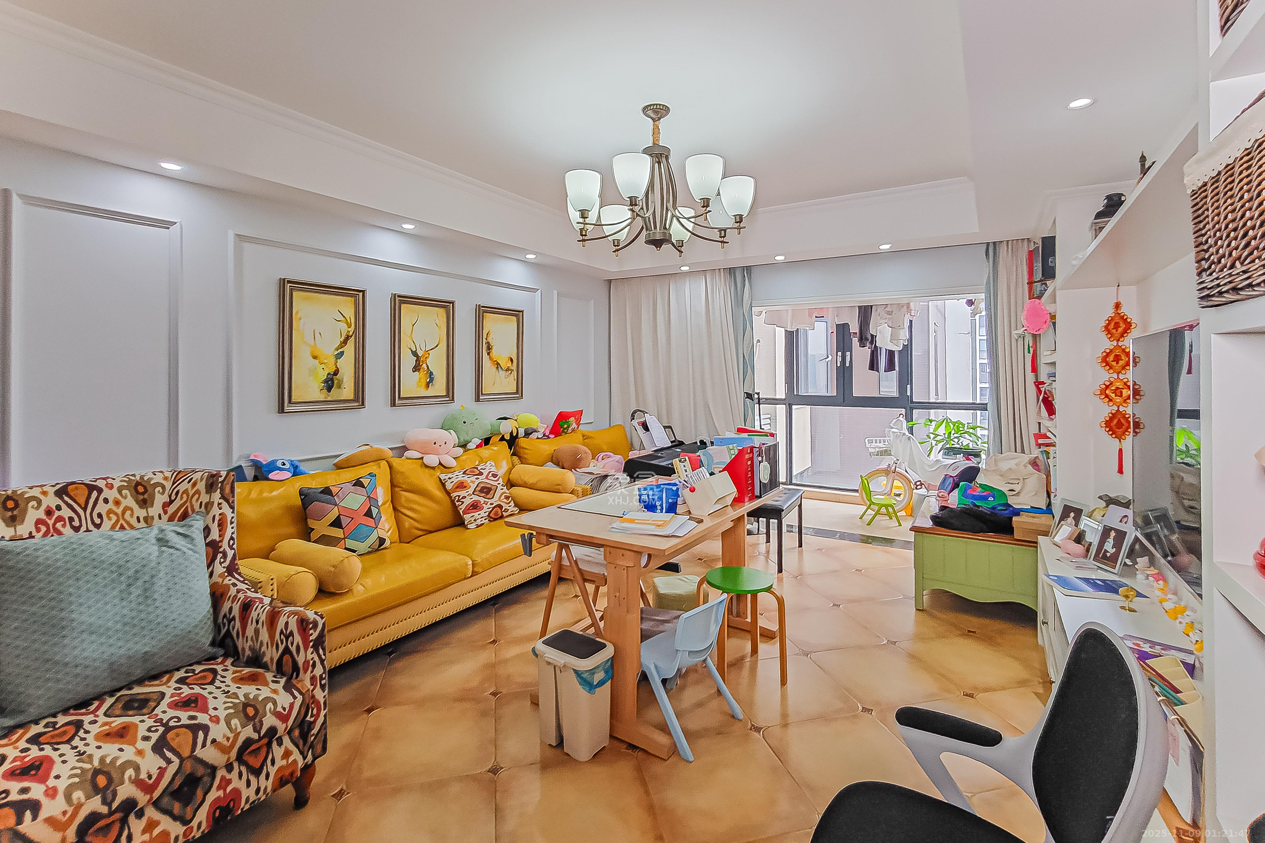 三万英尺  3室2厅2卫    175.0万