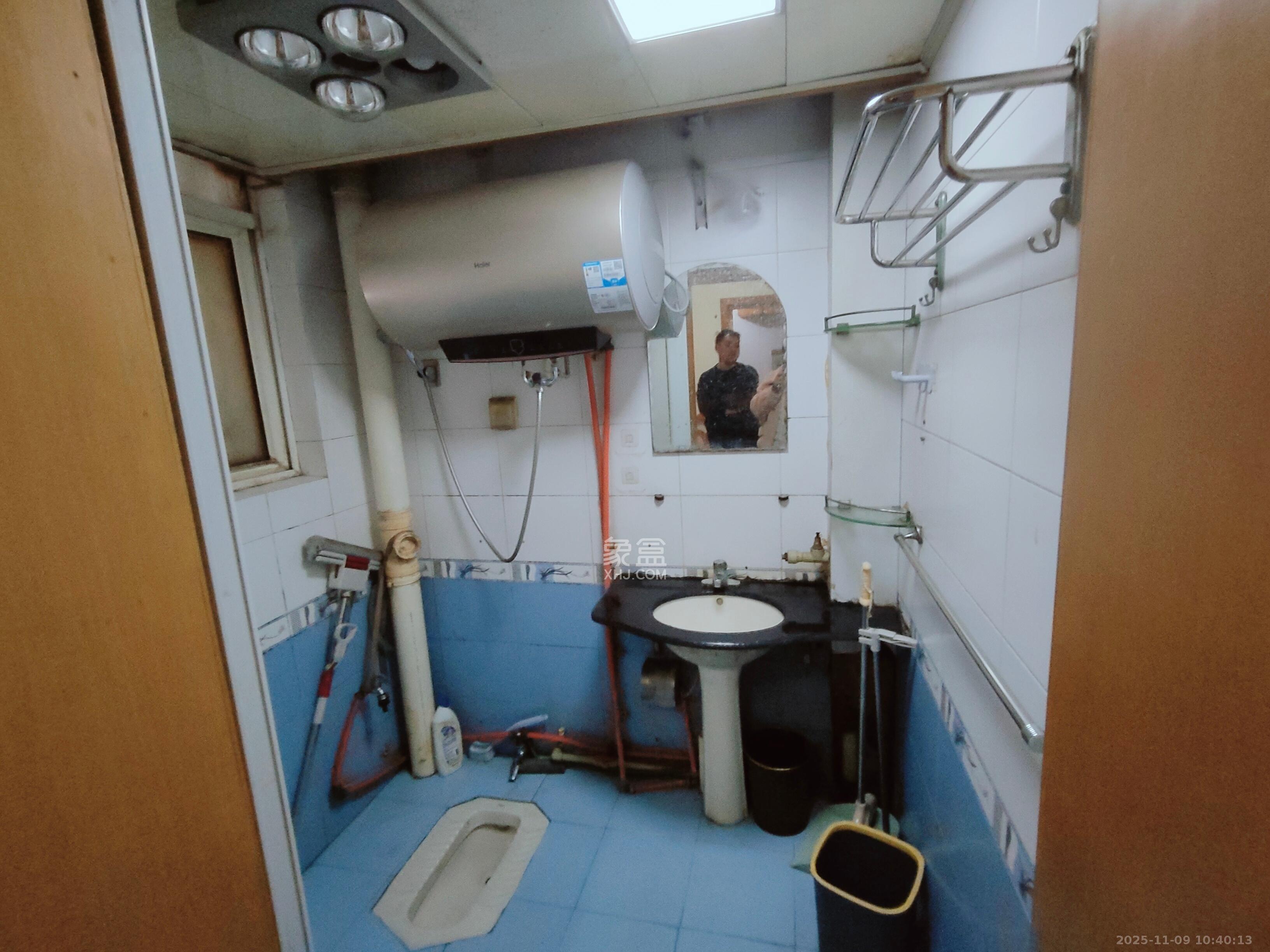 南湖路水工机械厂宿舍  2室1厅1卫    1600.0元/月室内图