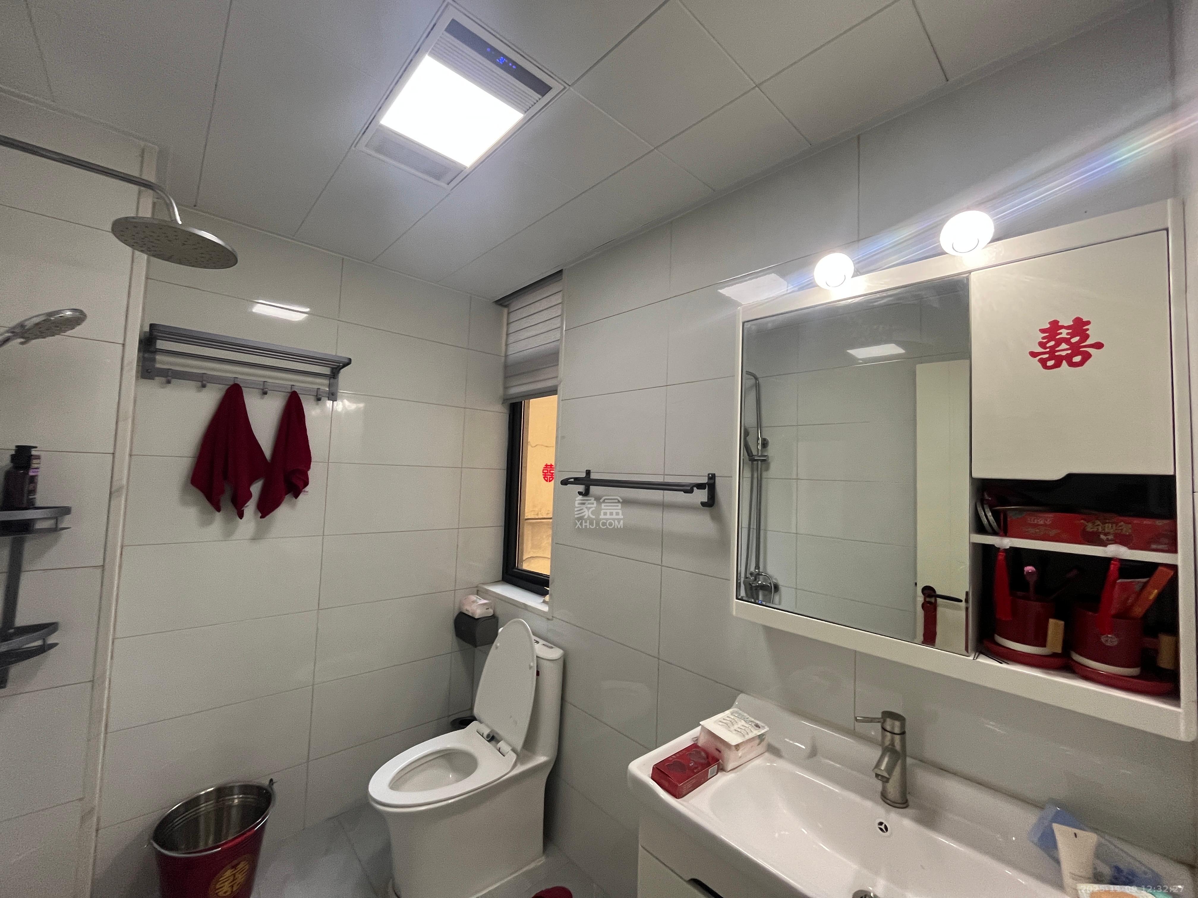 珠江东方明珠(新地东方明珠)三期 3室2厅2卫 2200.0元/月 珠江东方明珠(新地东方明珠)三期 3室2厅2卫 2200.0元/月室内图