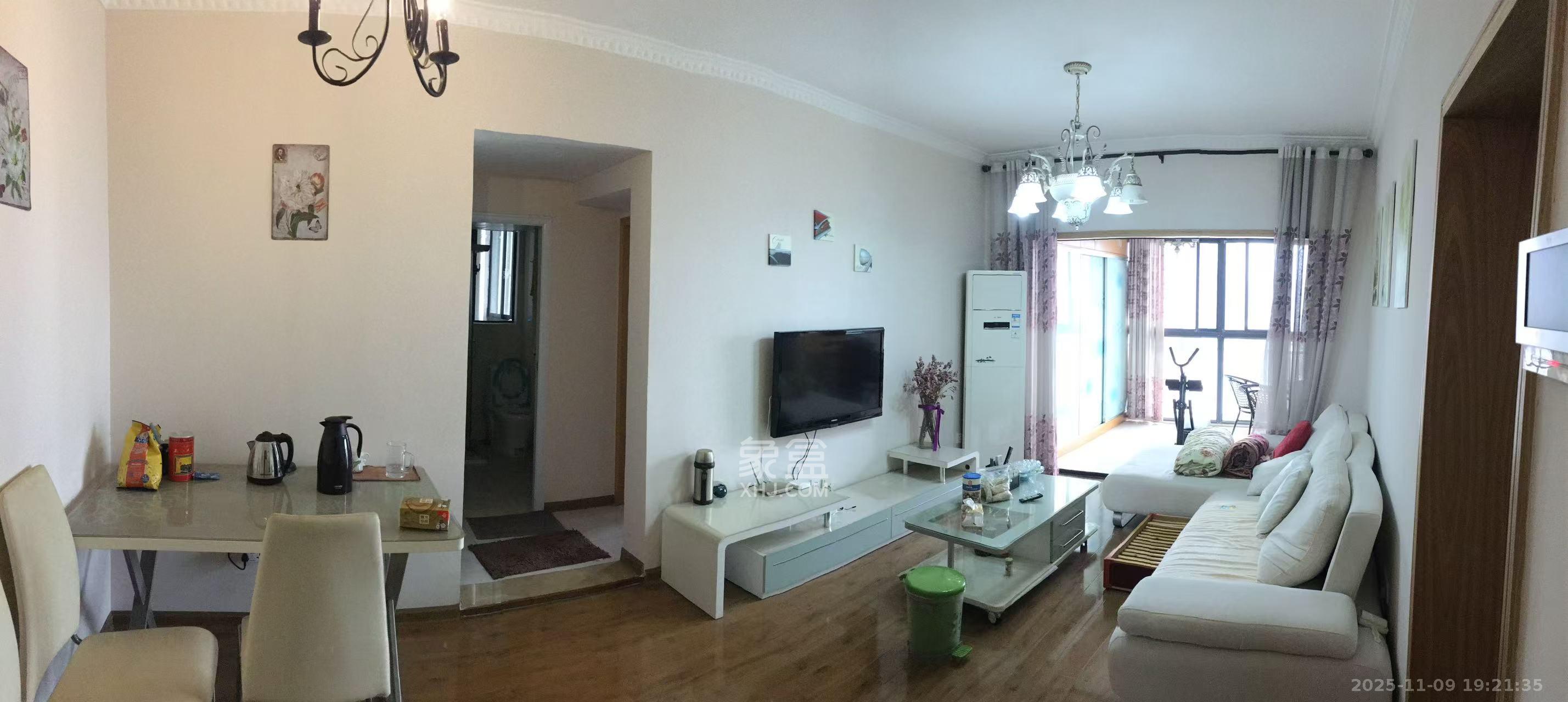 万象新天  2室2厅1卫    2600.0元/月