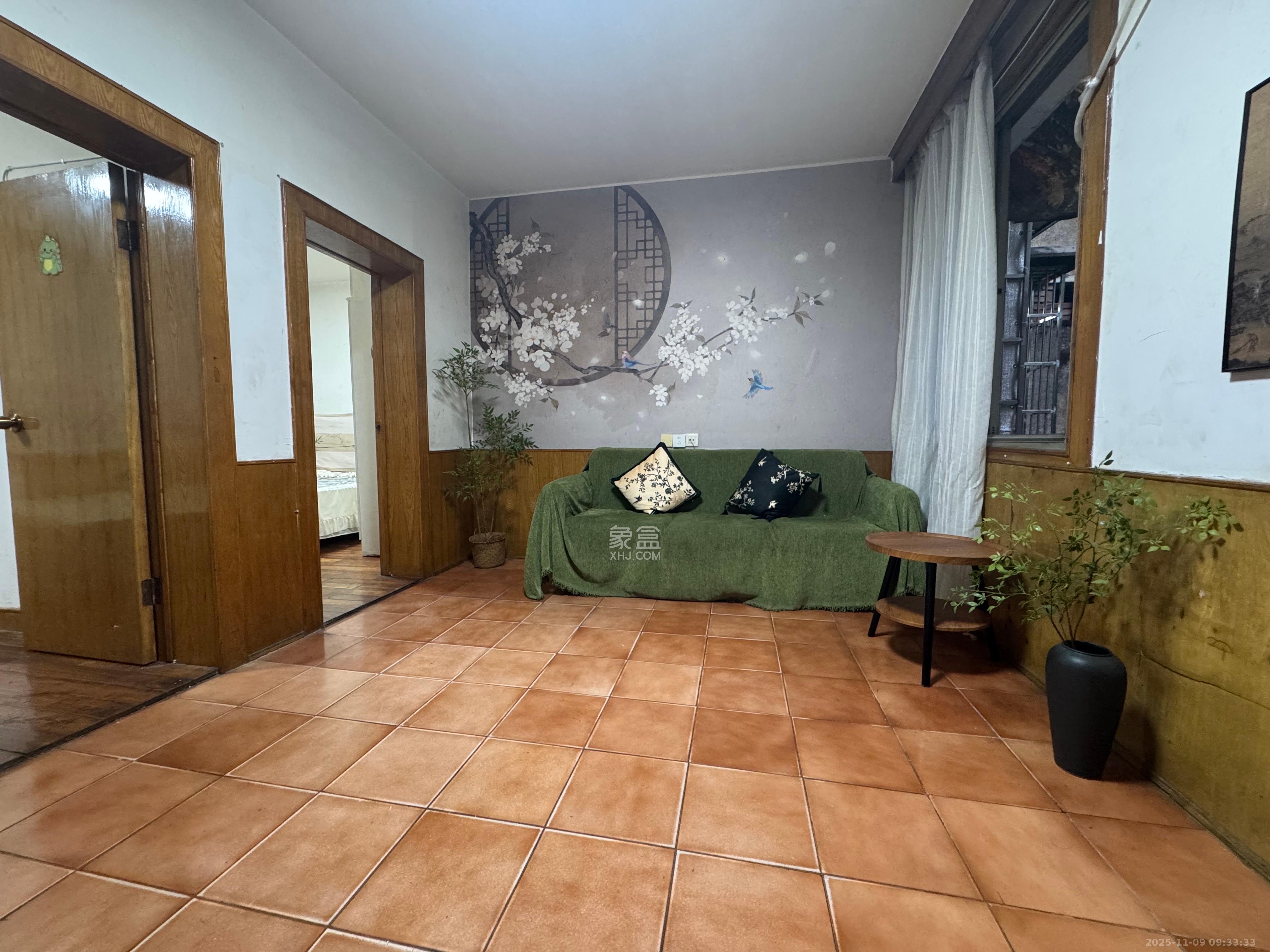 人民新村  2室1厅1卫    1900.0元/月室内图