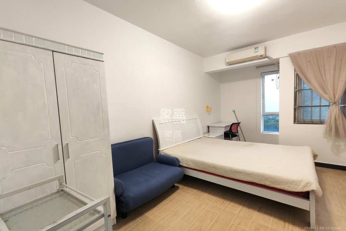 鸿铭中心 1室1厅1卫 1500.0元/月 鸿铭中心 1室1厅1卫 1500.0元/月室内图