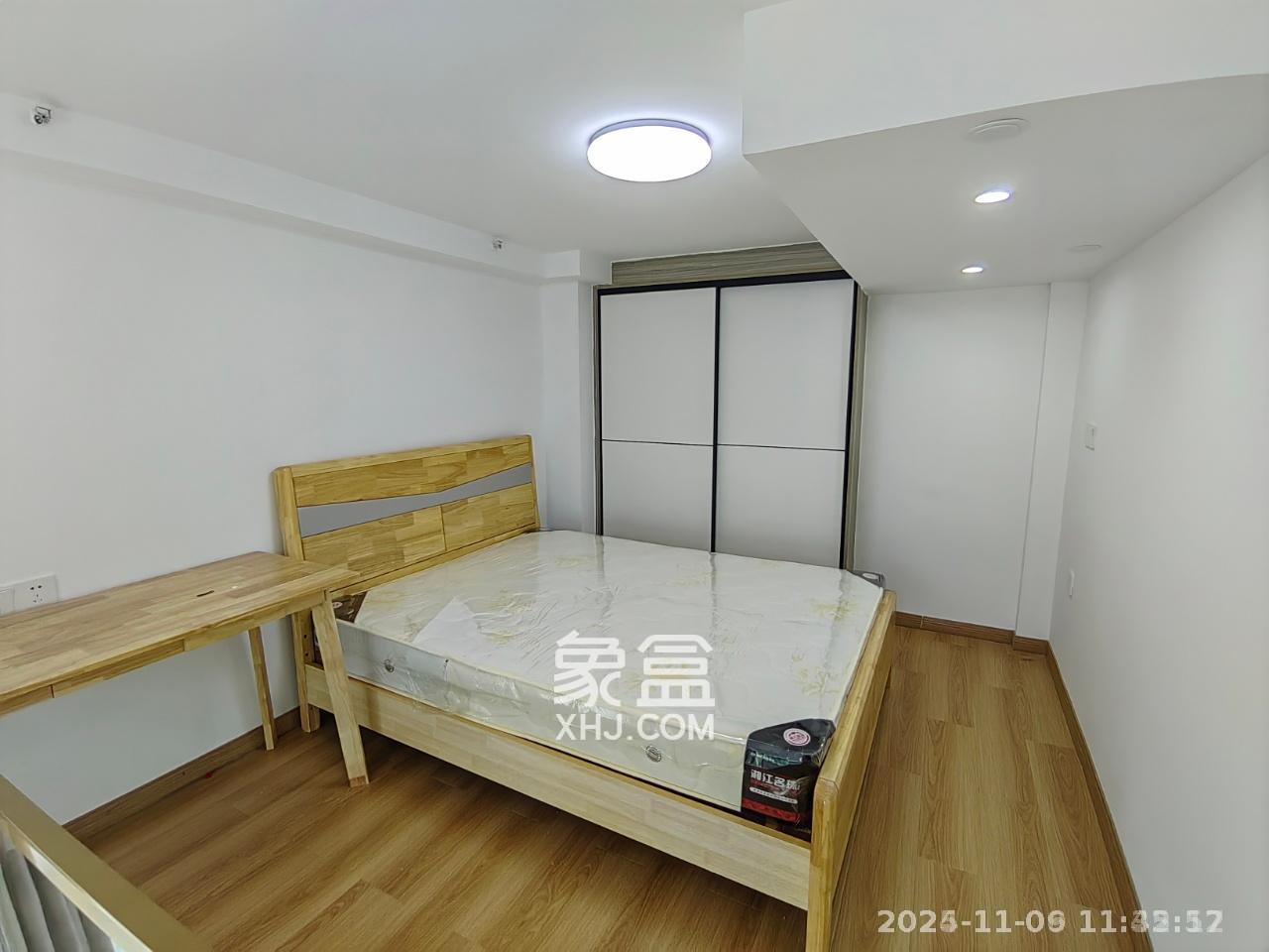 新长海D1站  1室0厅0卫    1400.0元/月