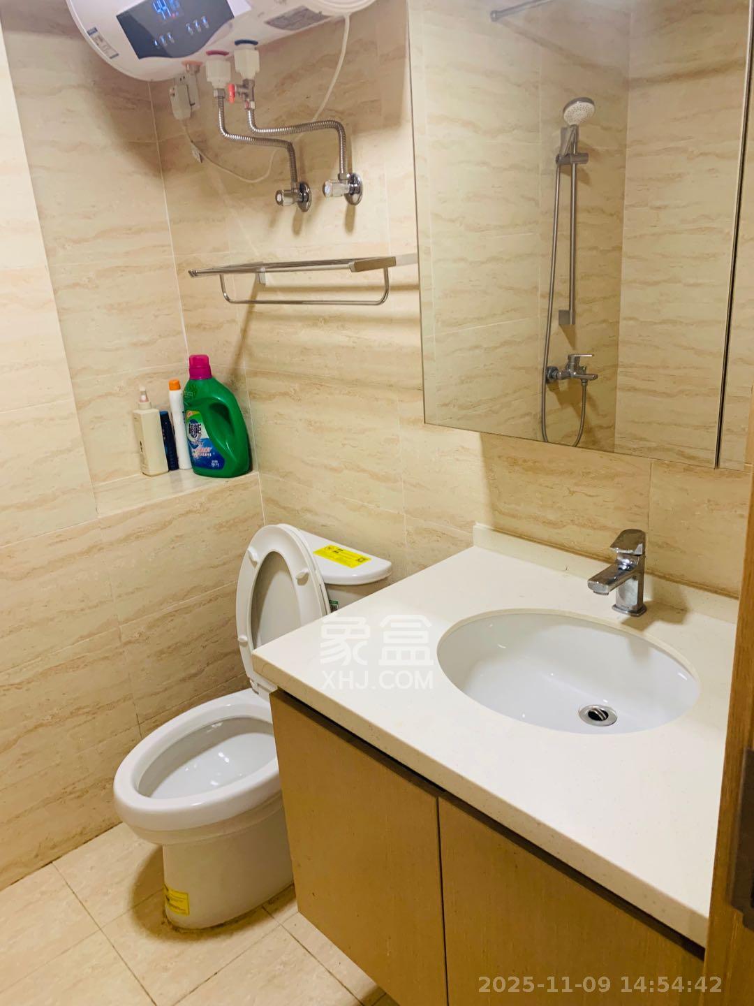 君合天玺 1室1厅1卫 1400.0元/月 君合天玺 1室1厅1卫 1400.0元/月室内图