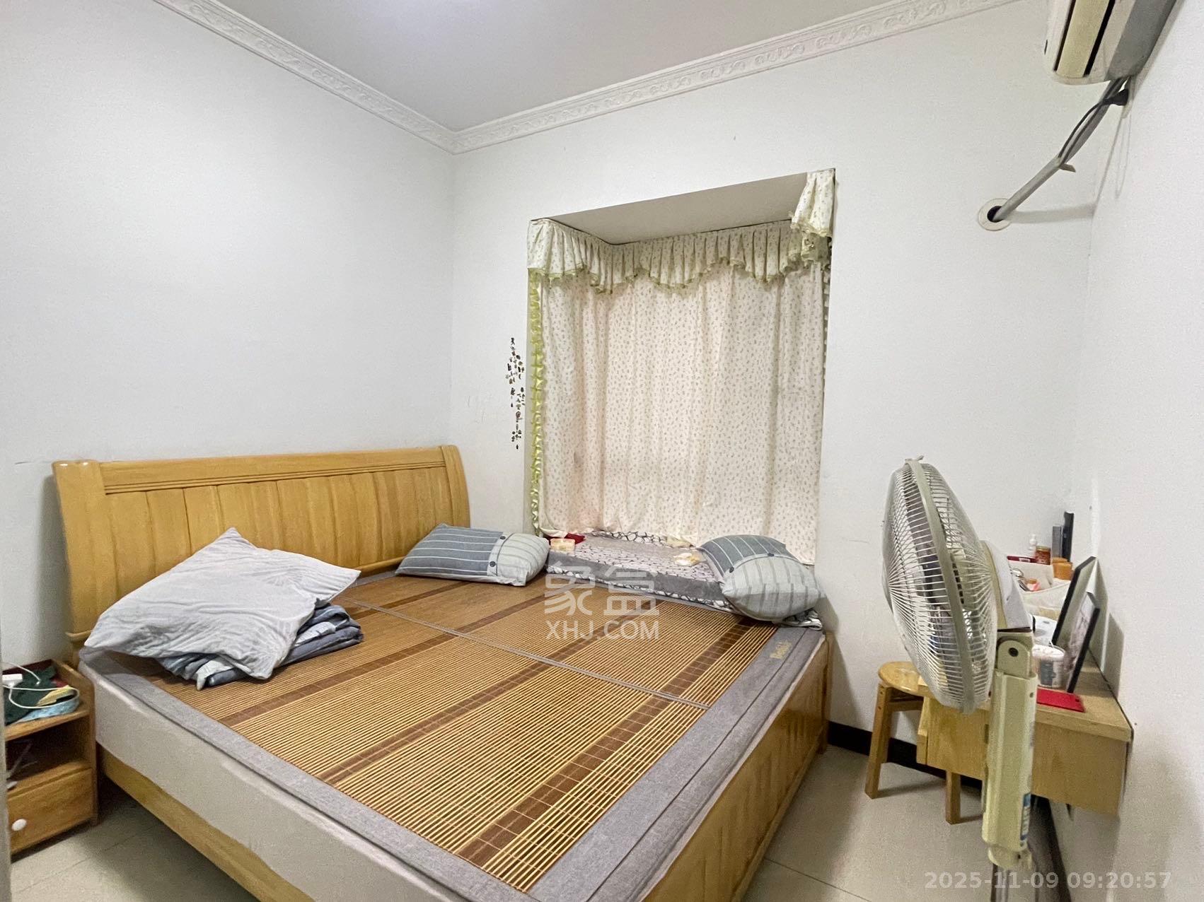 麓谷明珠  2室2厅1卫    2100.0元/月室内图