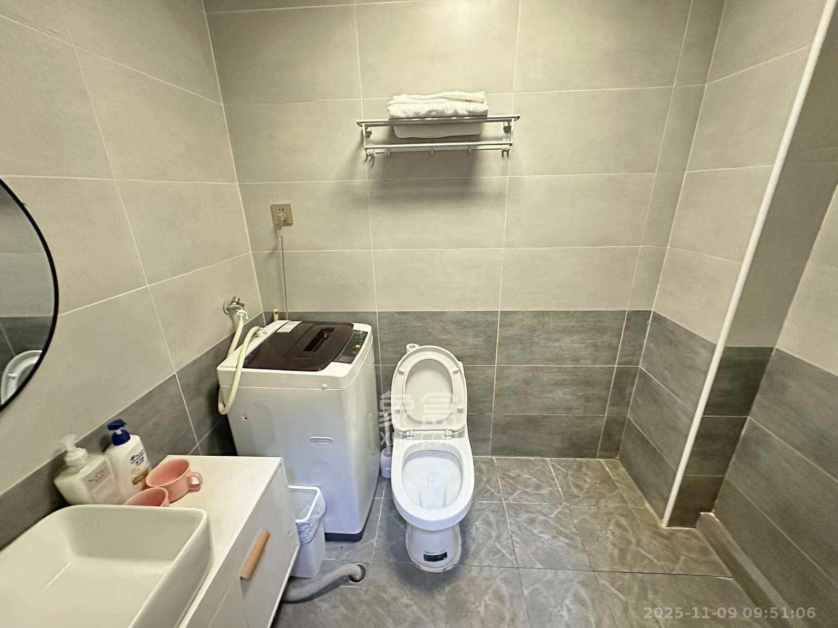 YO领域（领御大厦）  1室1厅1卫    1400.0元/月室内图