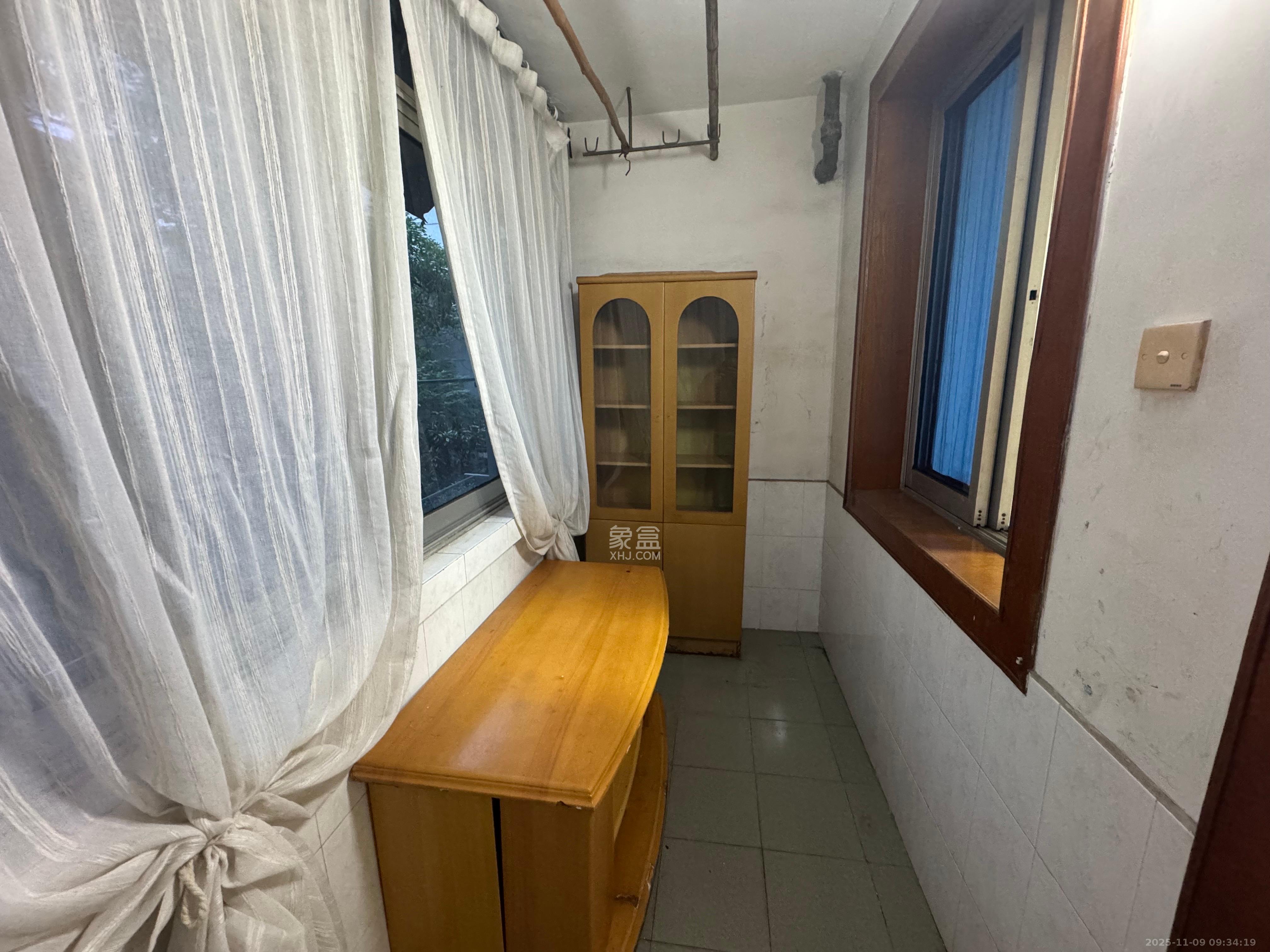 人民新村  2室1厅1卫    1900.0元/月室内图