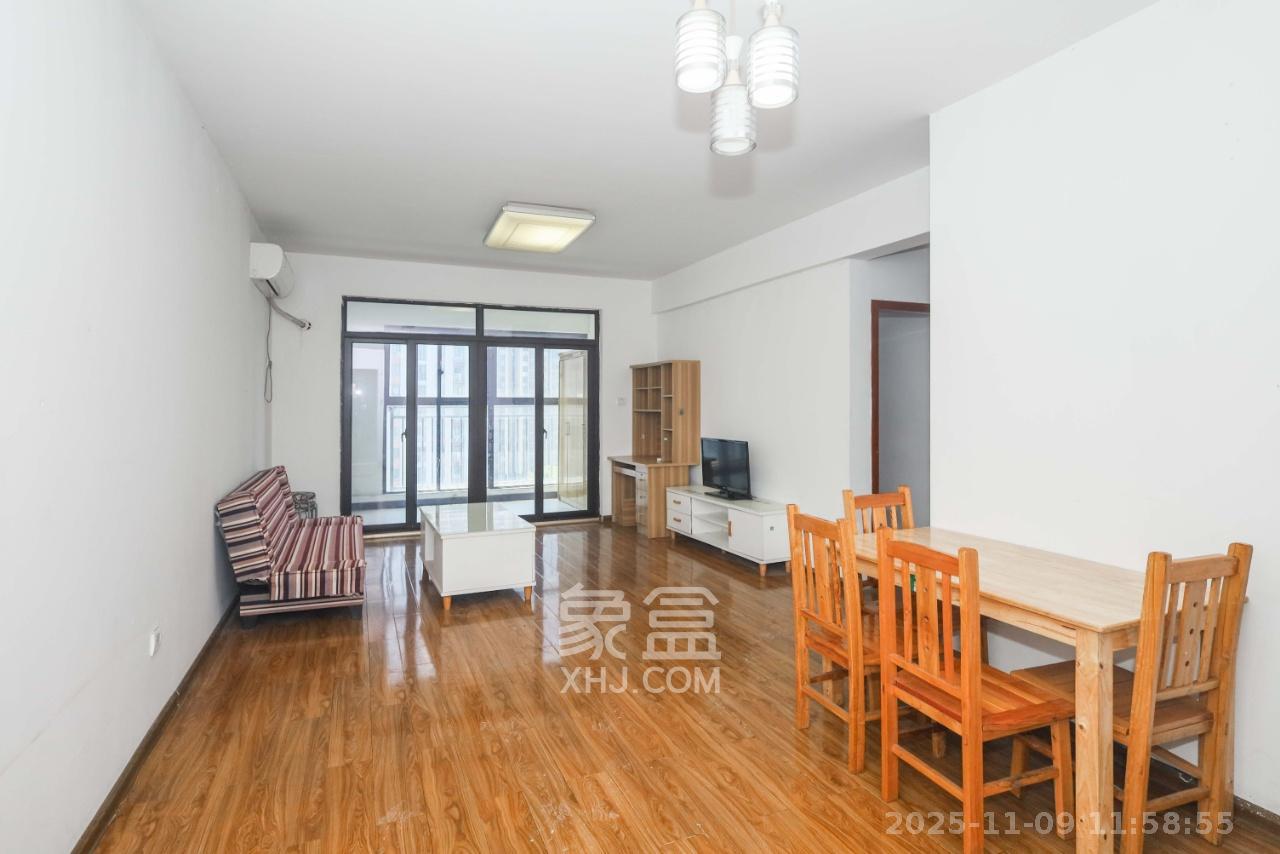 今时艺苑  3室2厅1卫    2100.0元/月