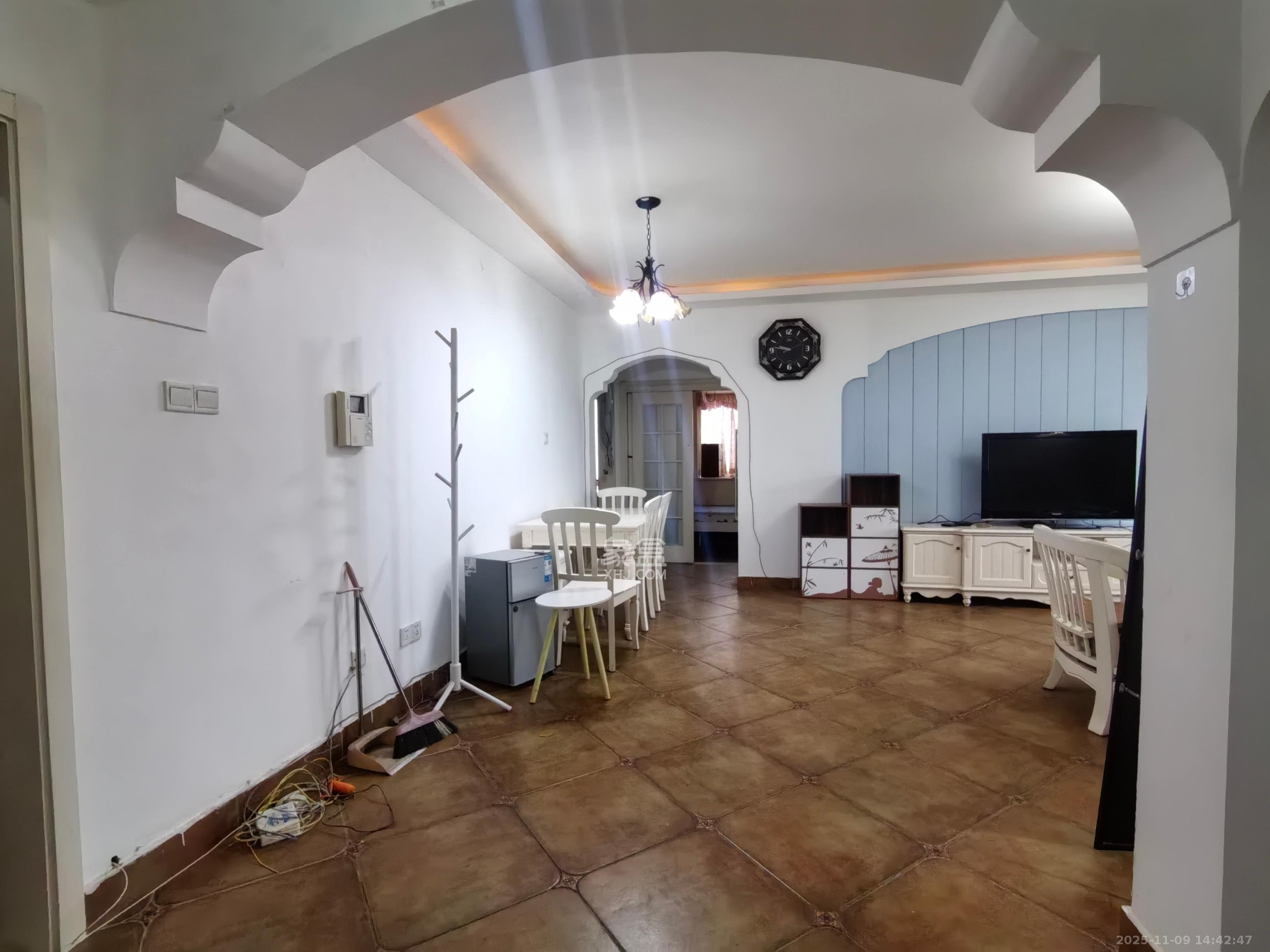 福圣园  3室2厅2卫    2800.0元/月室内图