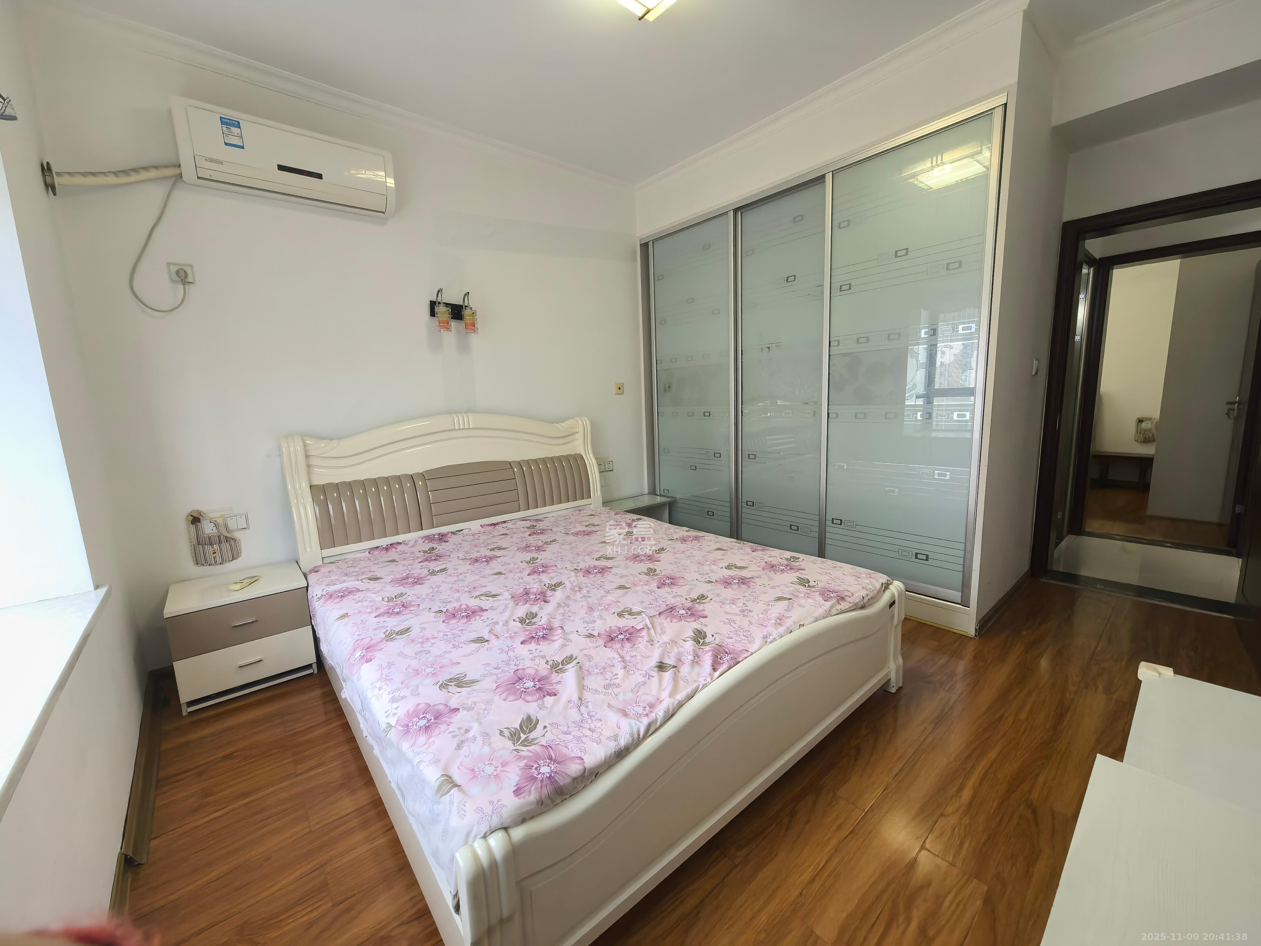 天骄福邸  2室2厅1卫    2400.0元/月室内图