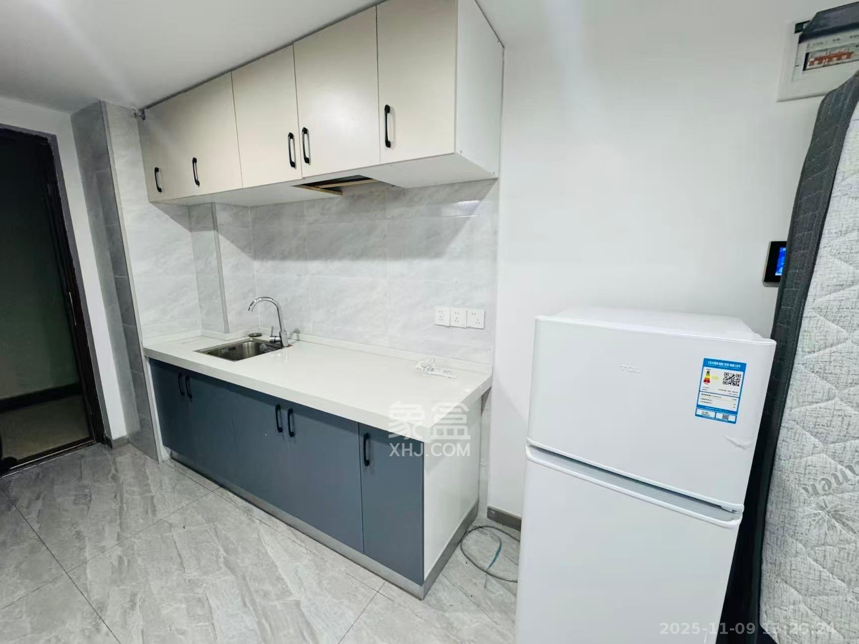 佳兆业云顶都汇 1室0厅0卫 1700.0元/月 佳兆业云顶都汇 1室0厅0卫 1700.0元/月室内图