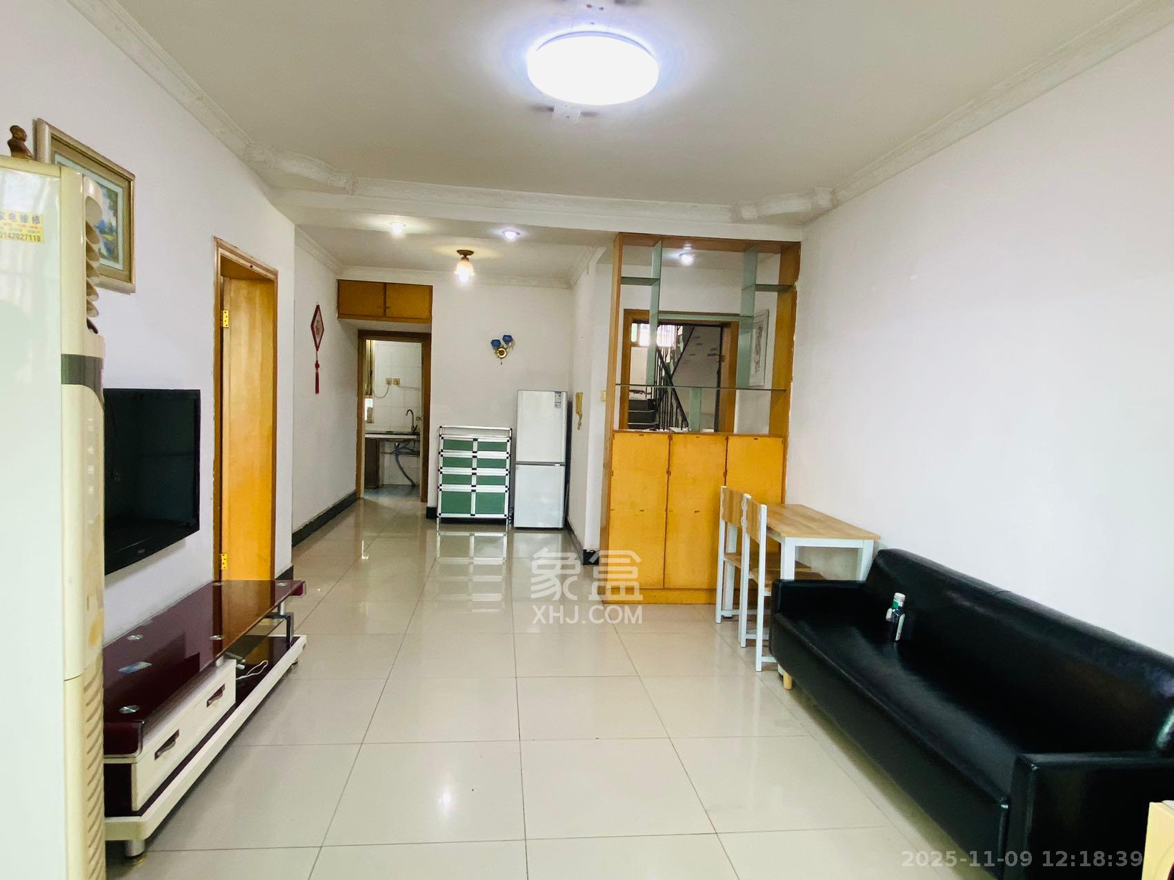 仁和家园  2室1厅1卫    1500.0元/月室内图