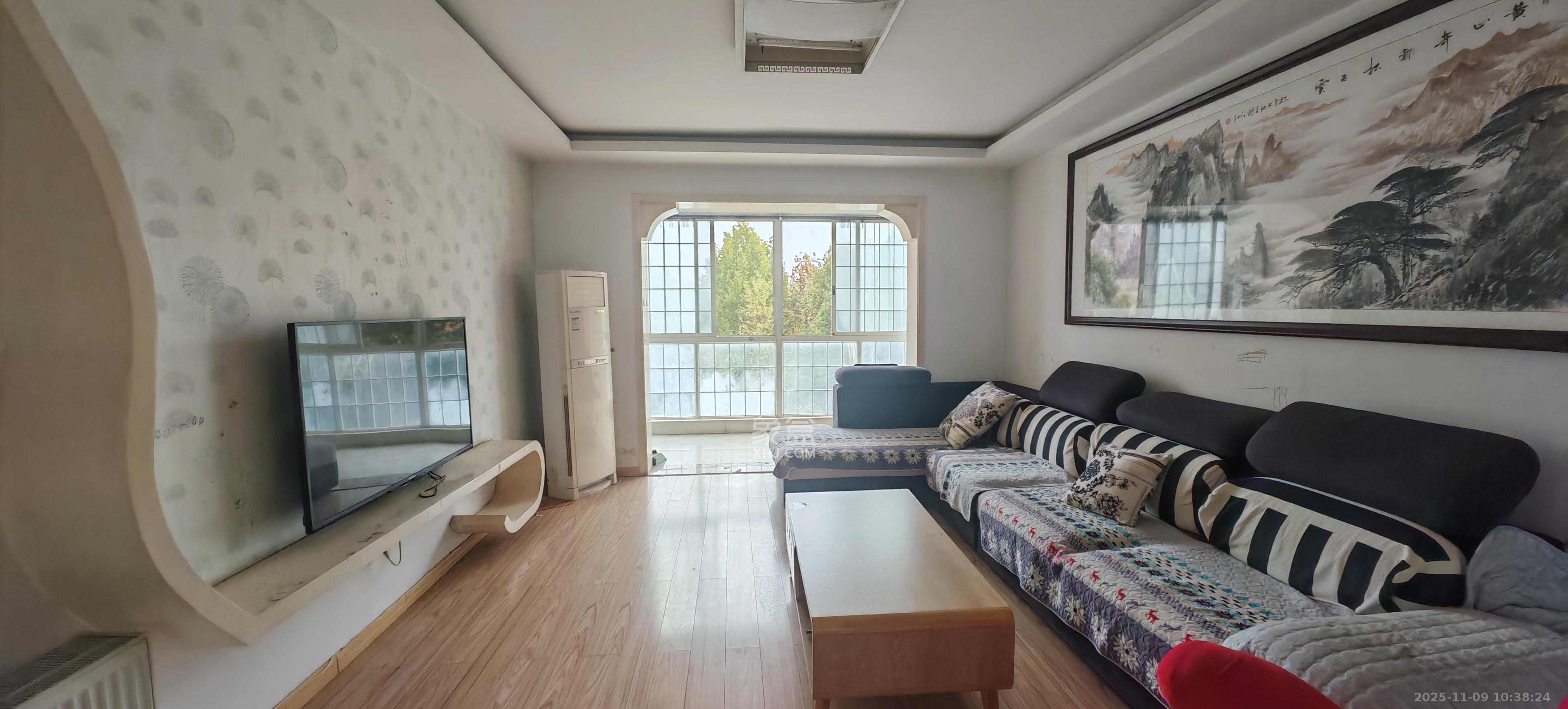 生活艺术城  3室2厅1卫    2000.0元/月室内图