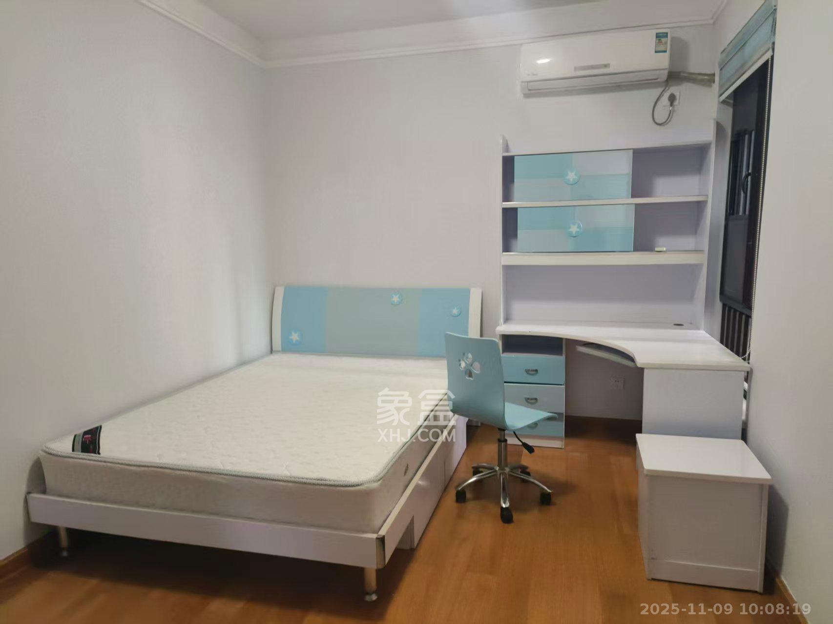 中海国际四期  2室2厅1卫    1800.0元/月室内图