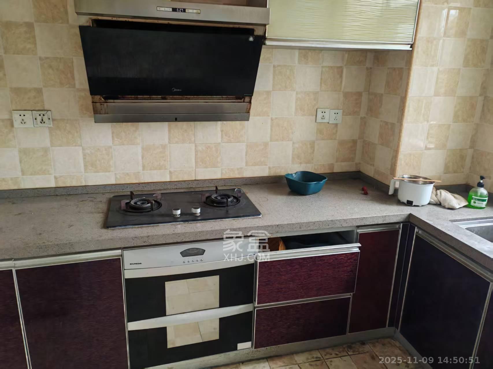 东方航标 1室2厅1卫 500.0元/月 东方航标 1室2厅1卫 500.0元/月室内图