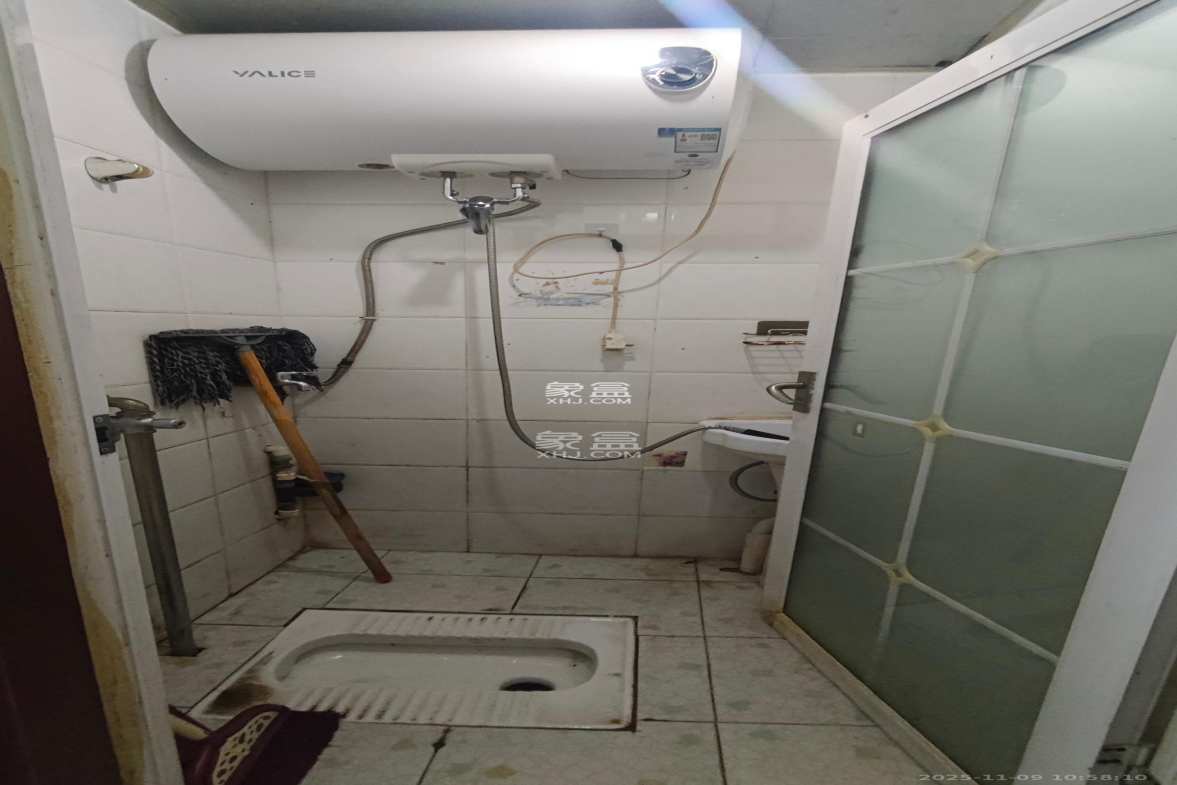 洪西安置小区(洪缘小区) 2室1厅1卫 1300.0元/月 洪西安置小区(洪缘小区) 2室1厅1卫 1300.0元/月室内图