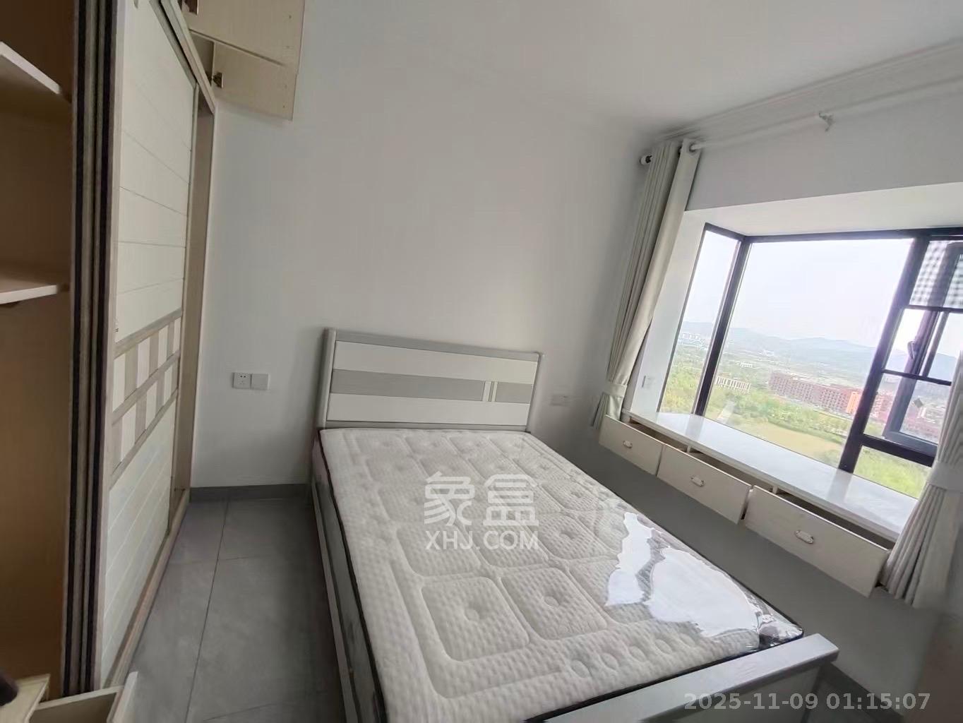 和润园三期  2室2厅1卫    2200.0元/月室内图