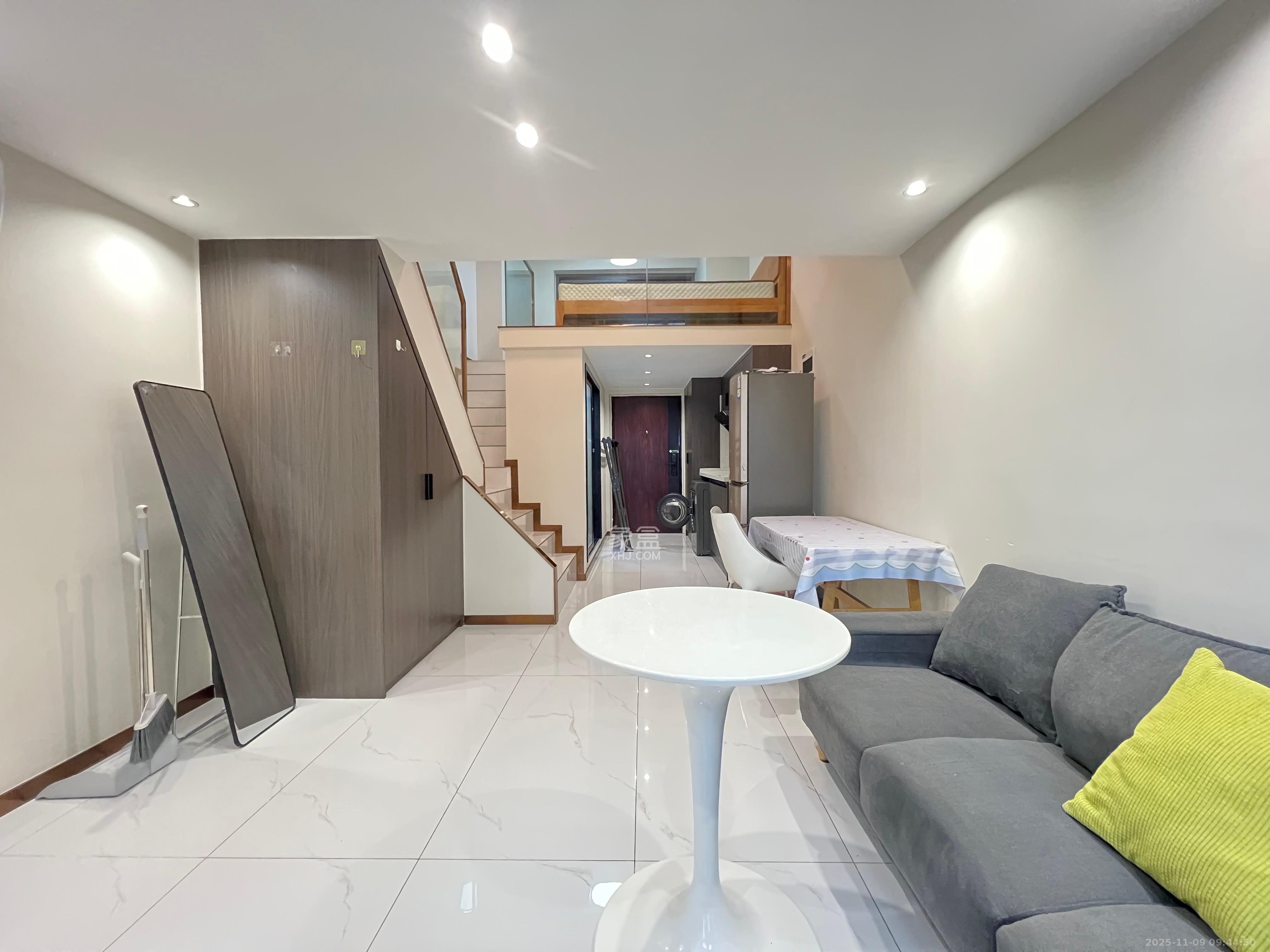 北辰时光里  2室2厅1卫    1700.0元/月室内图