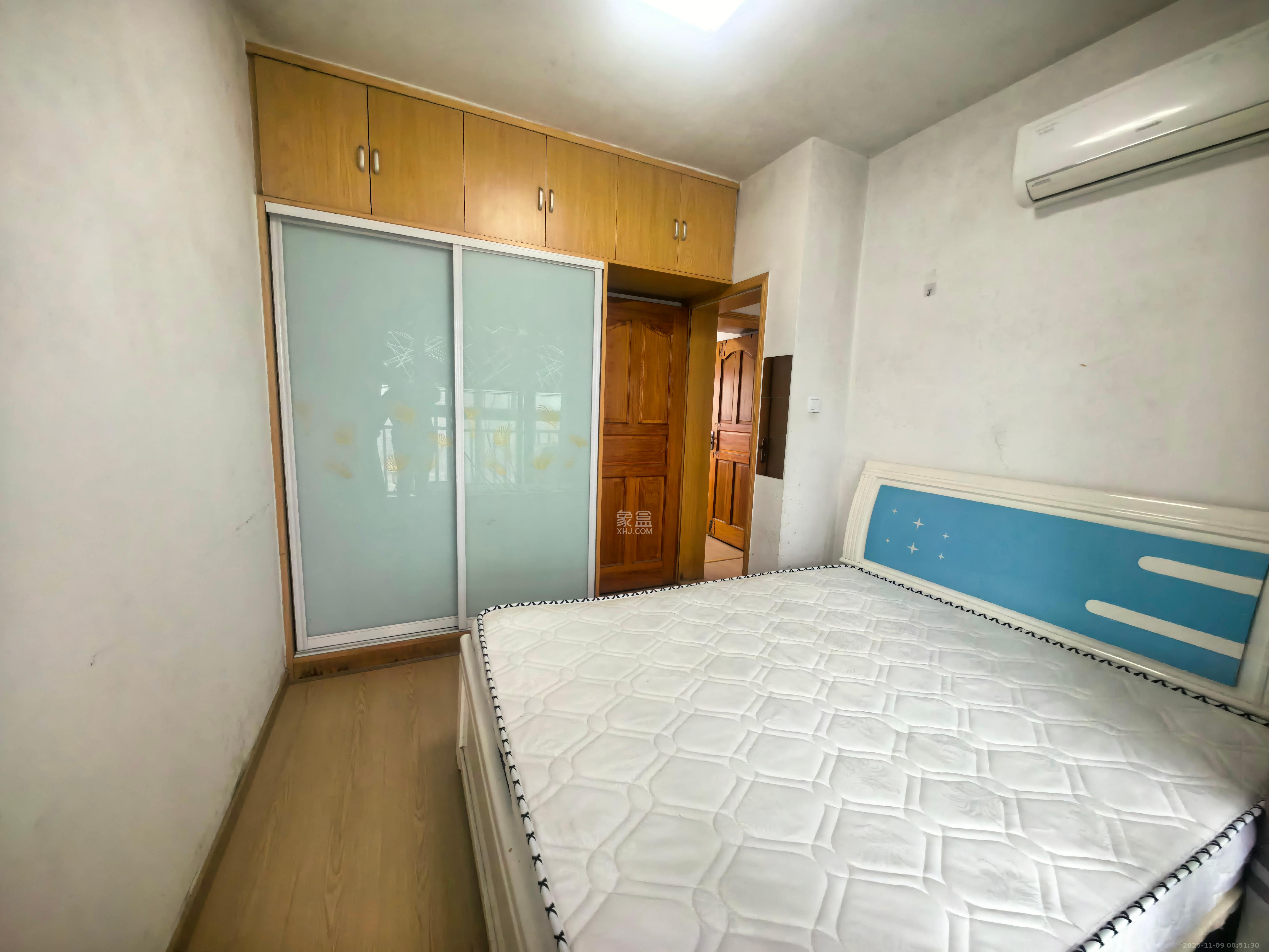 晨兴家园  2室1厅1卫    1800.0元/月室内图