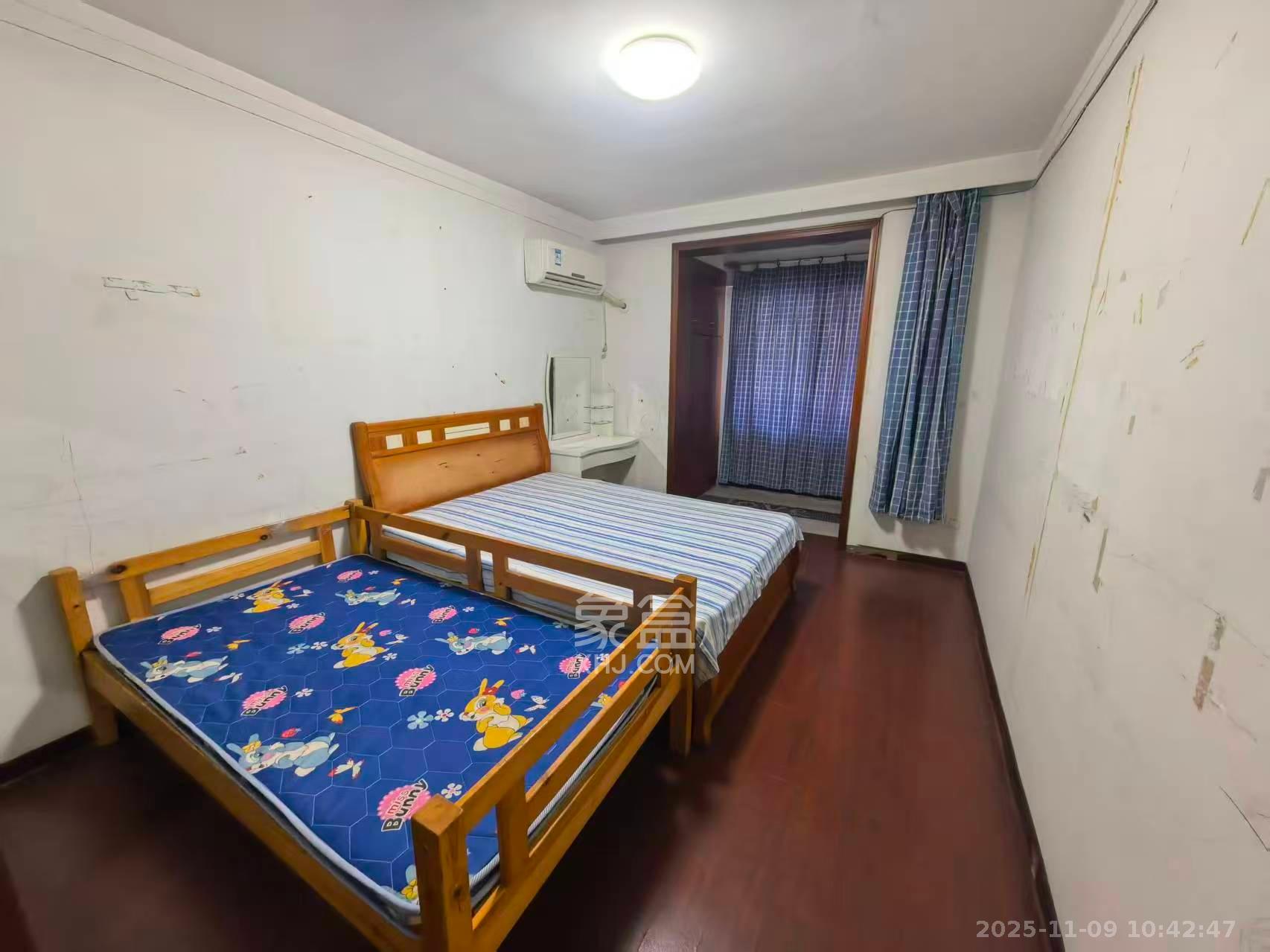 望江公寓  2室1厅1卫    1600.0元/月室内图