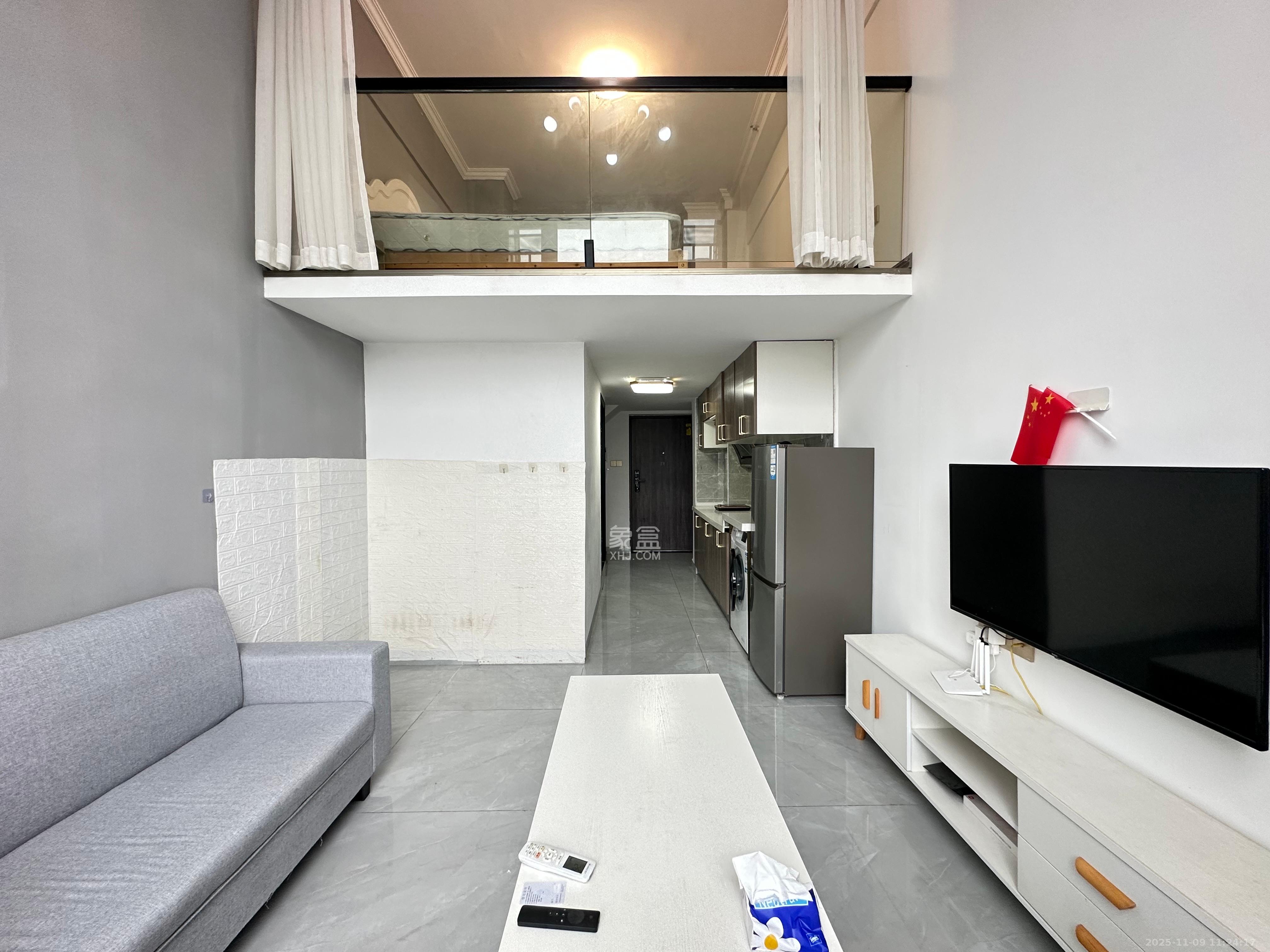 龙湖湘江星座（祺鑫星座公寓）  1室1厅1卫    1700.0元/月室内图1