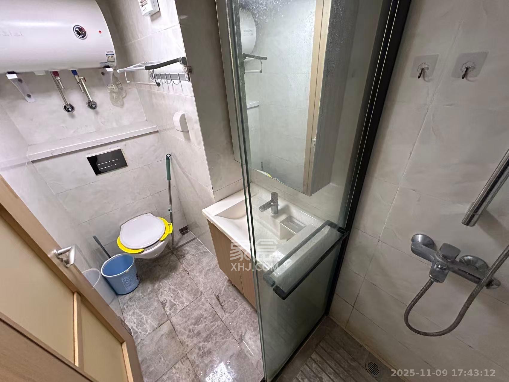 卓越浅水湾 1室1厅1卫 1600.0元/月 卓越浅水湾 1室1厅1卫 1600.0元/月室内图