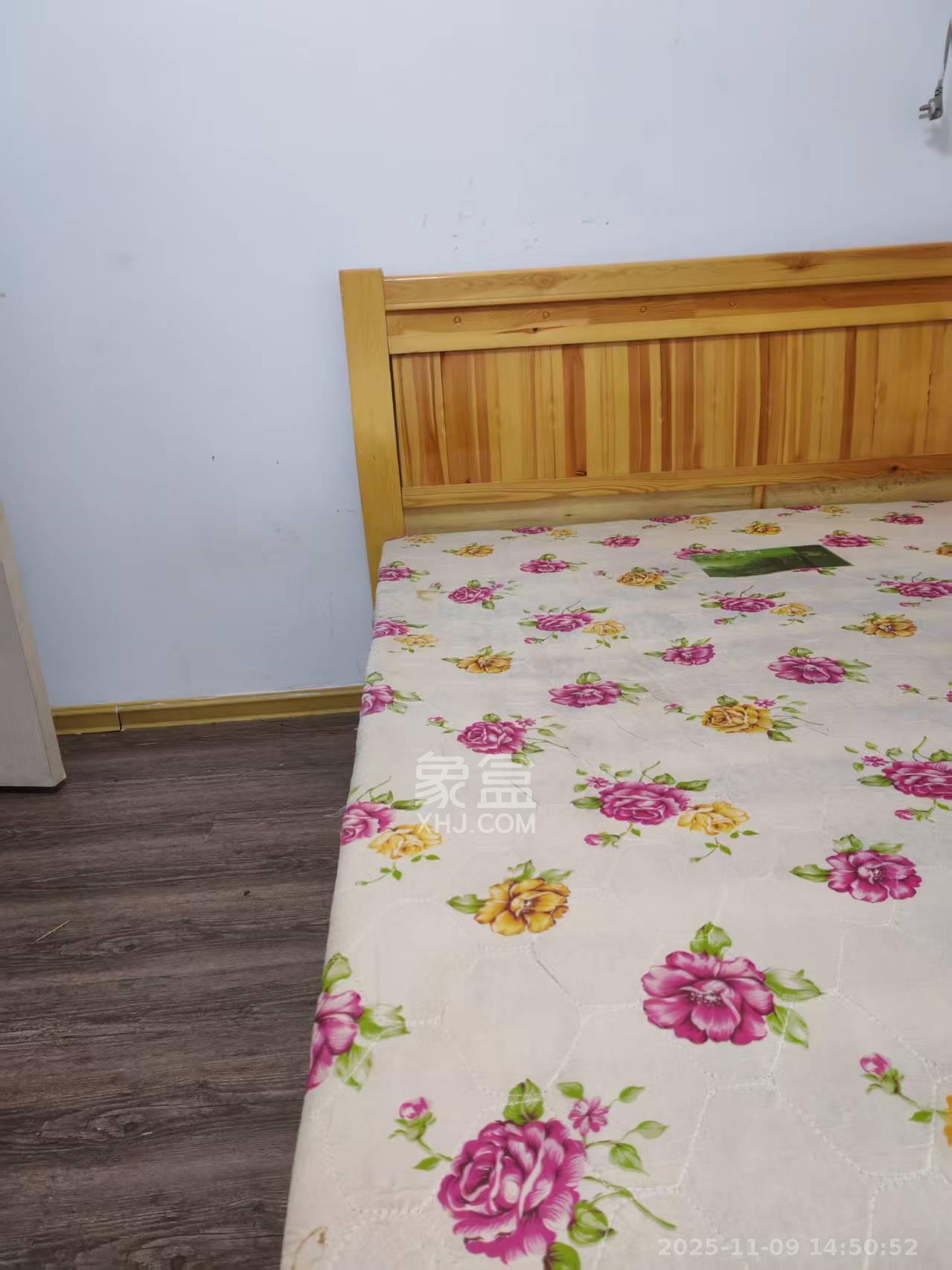 东方航标 1室2厅1卫 500.0元/月 东方航标 1室2厅1卫 500.0元/月室内图