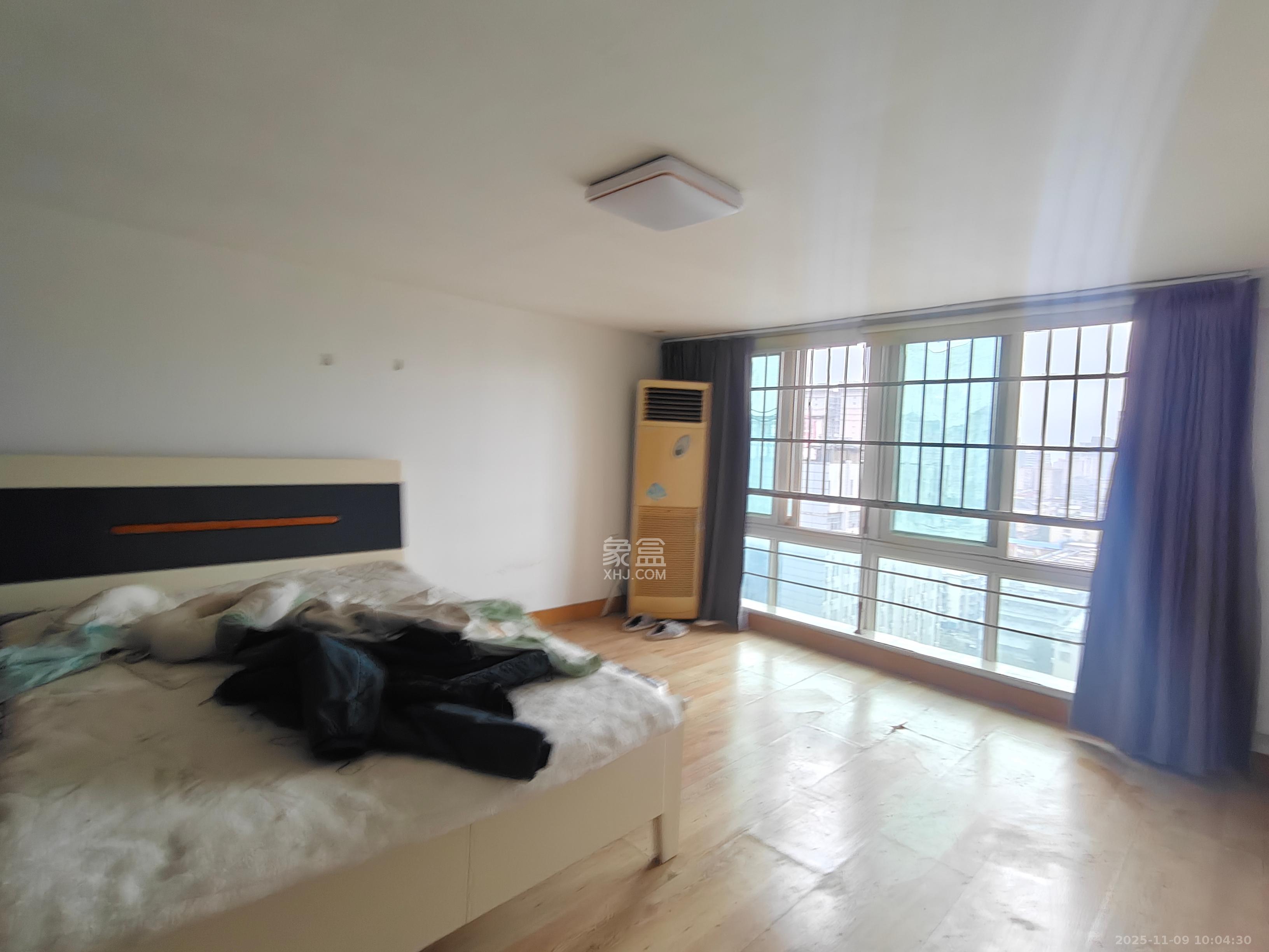 君临天厦  3室1厅1卫    2800.0元/月室内图