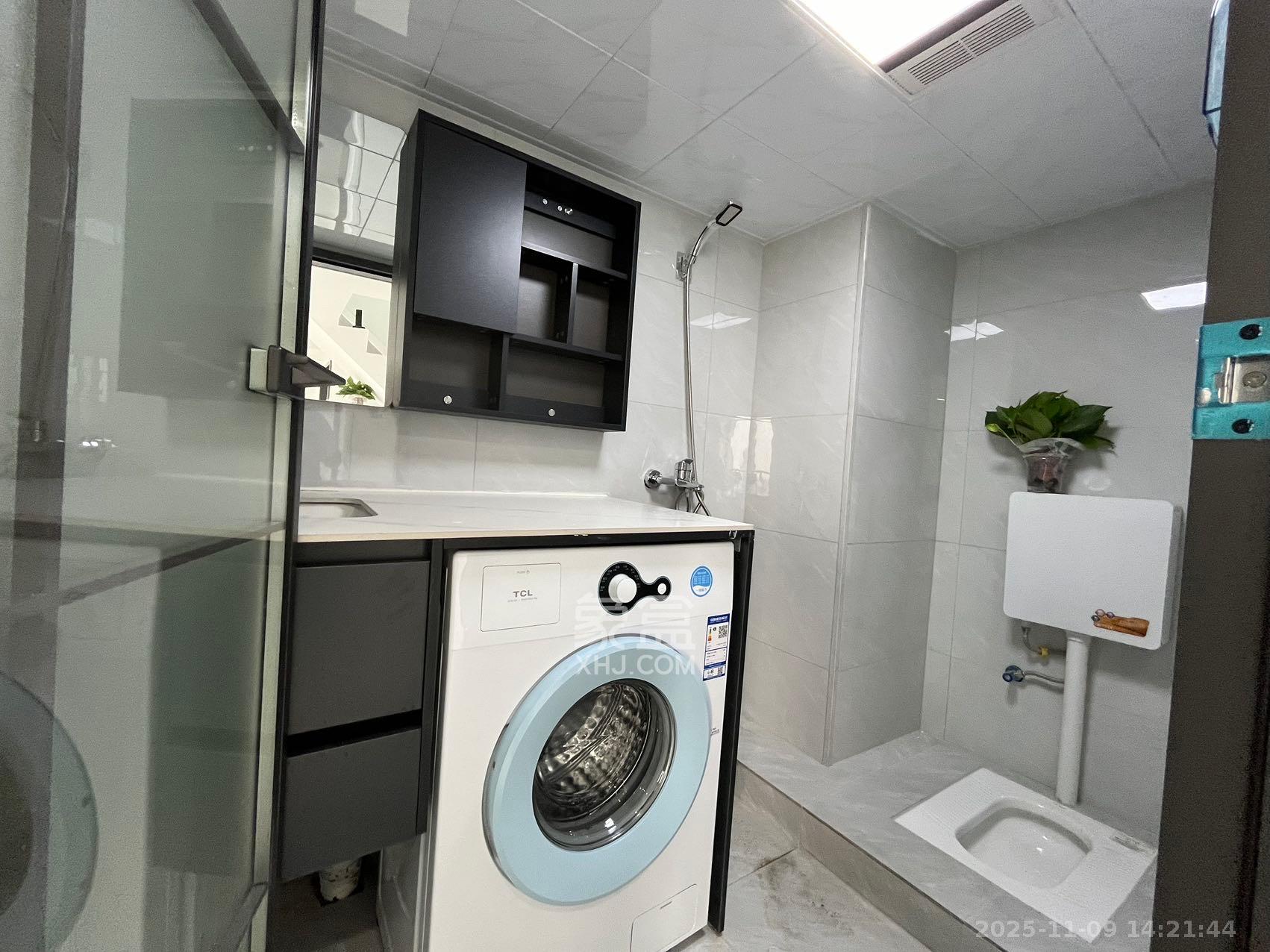 新城悦隽公园  2室1厅1卫    1900.0元/月室内图