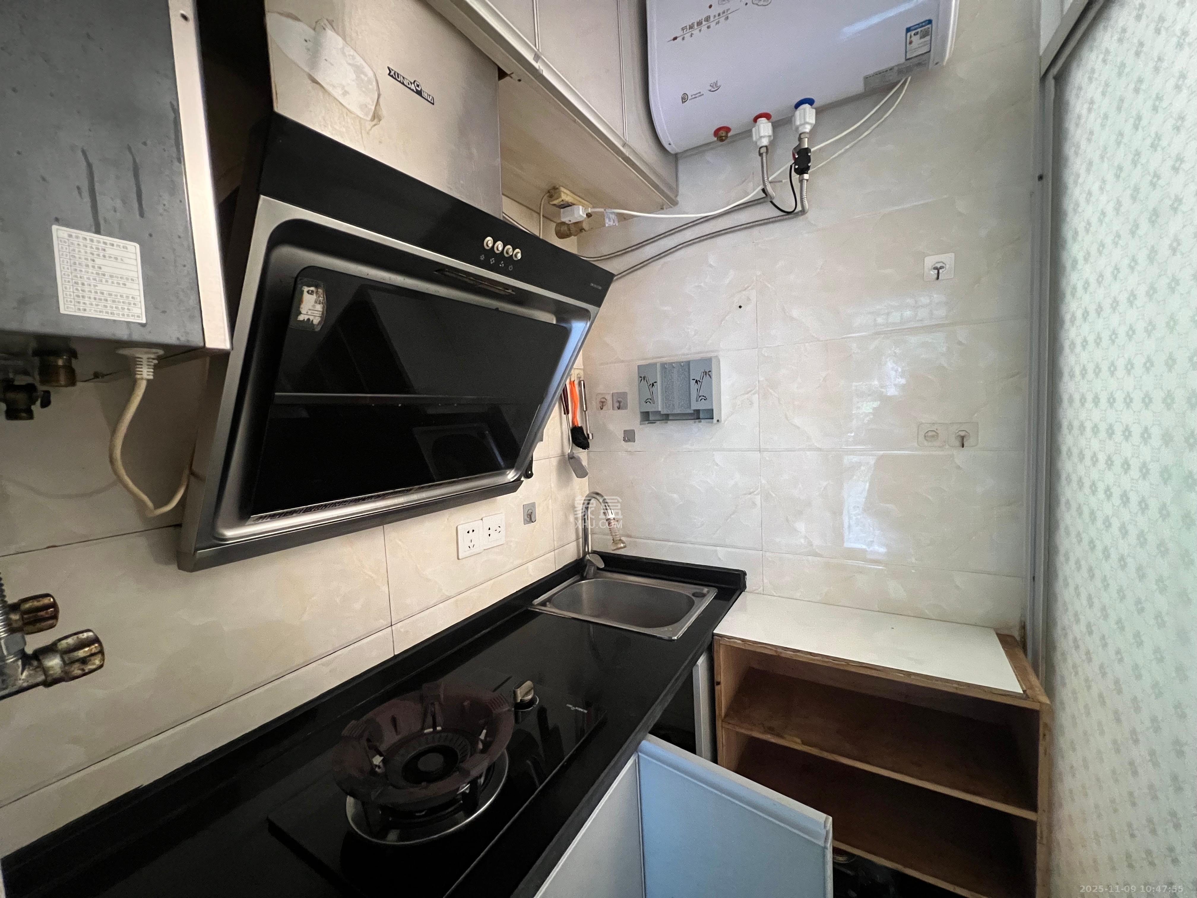 桂花路铁建宿舍 1室1厅1卫 1100.0元/月 桂花路铁建宿舍 1室1厅1卫 1100.0元/月室内图