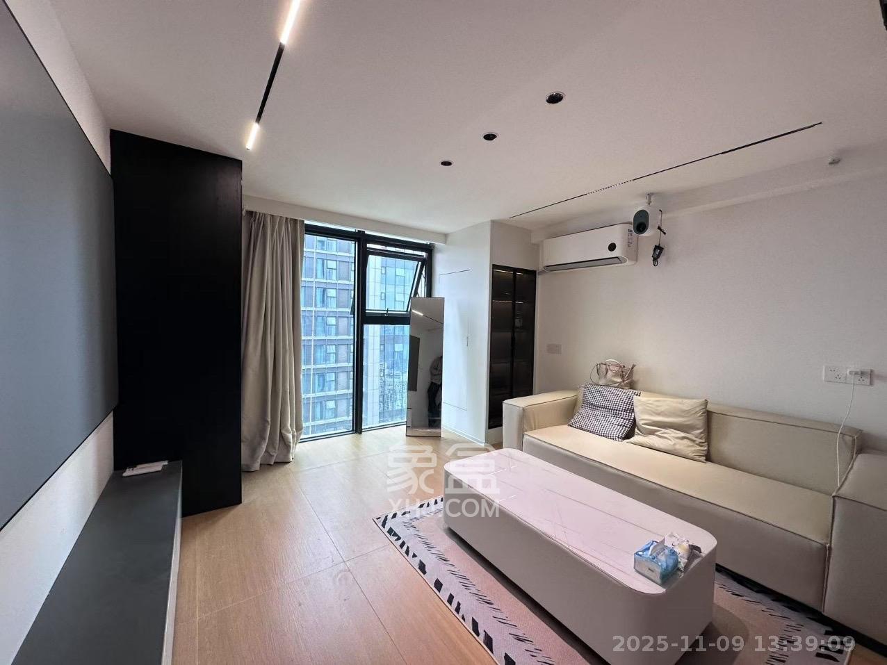 华润置地中心  2室1厅1卫    4000.0元/月室内图