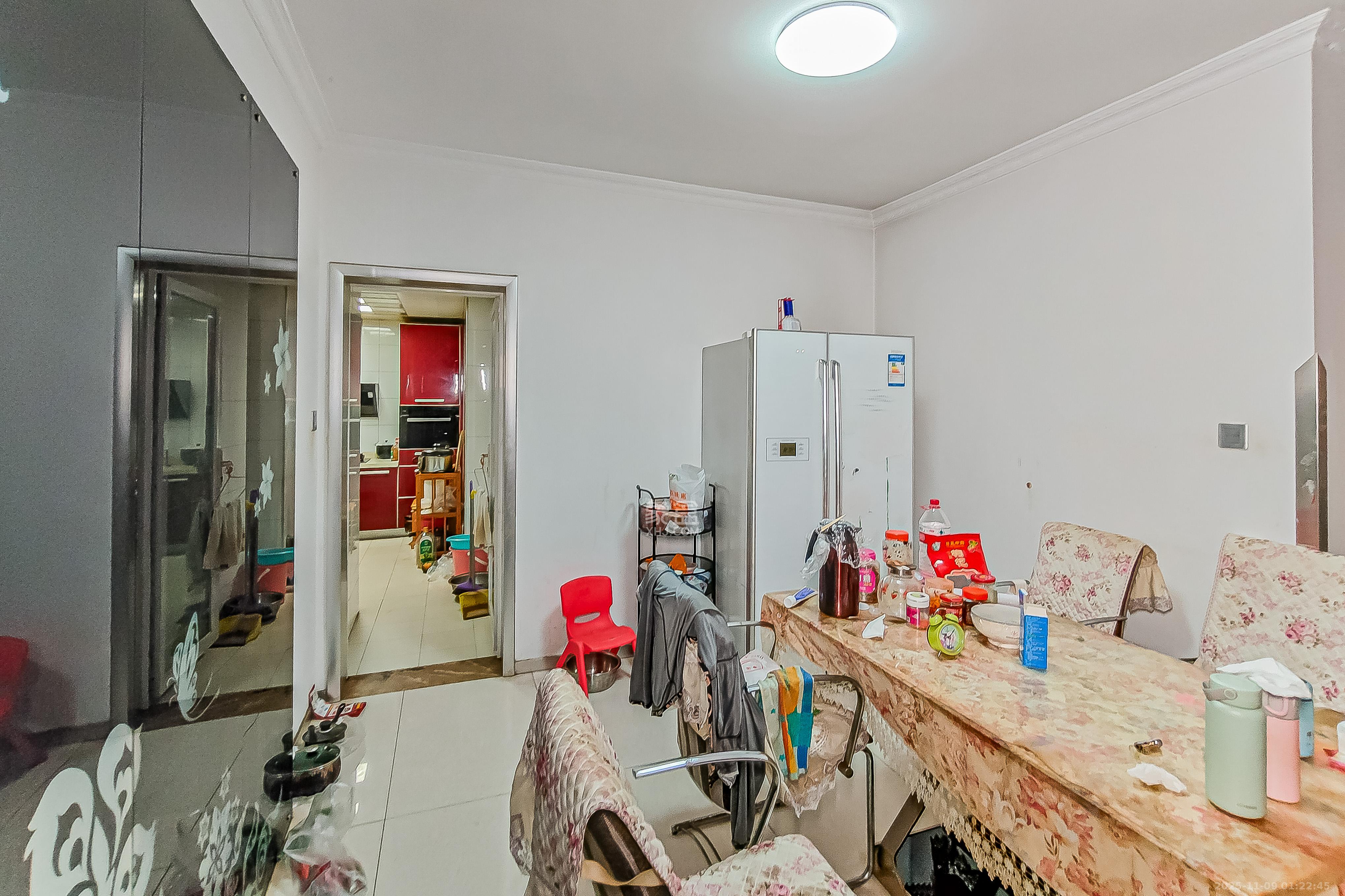 三重星都心 3室2厅2卫 135.0万 三重星都心 3室2厅2卫 135.0万客厅