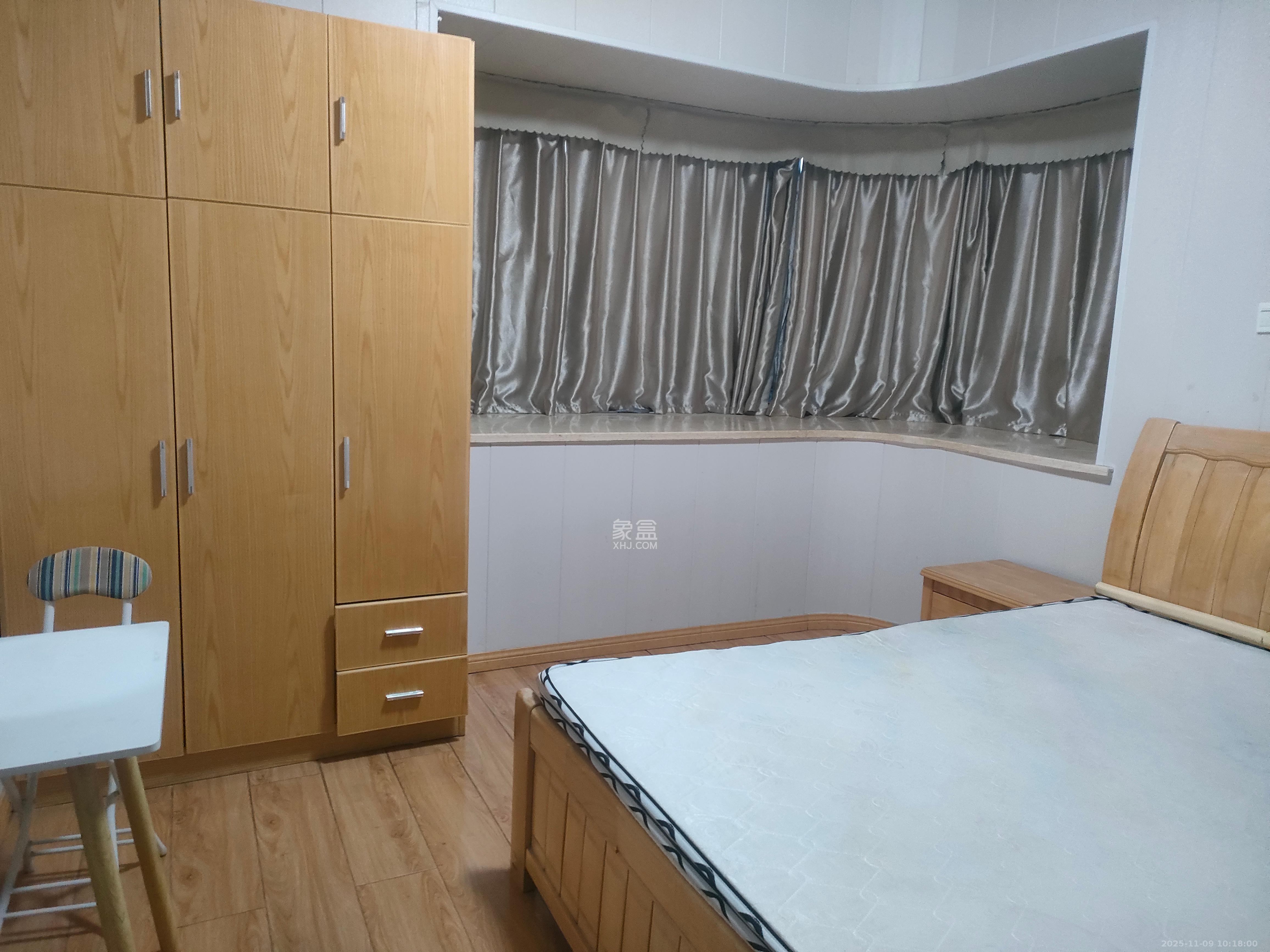 融圣国际  2室2厅1卫    2800.0元/月室内图