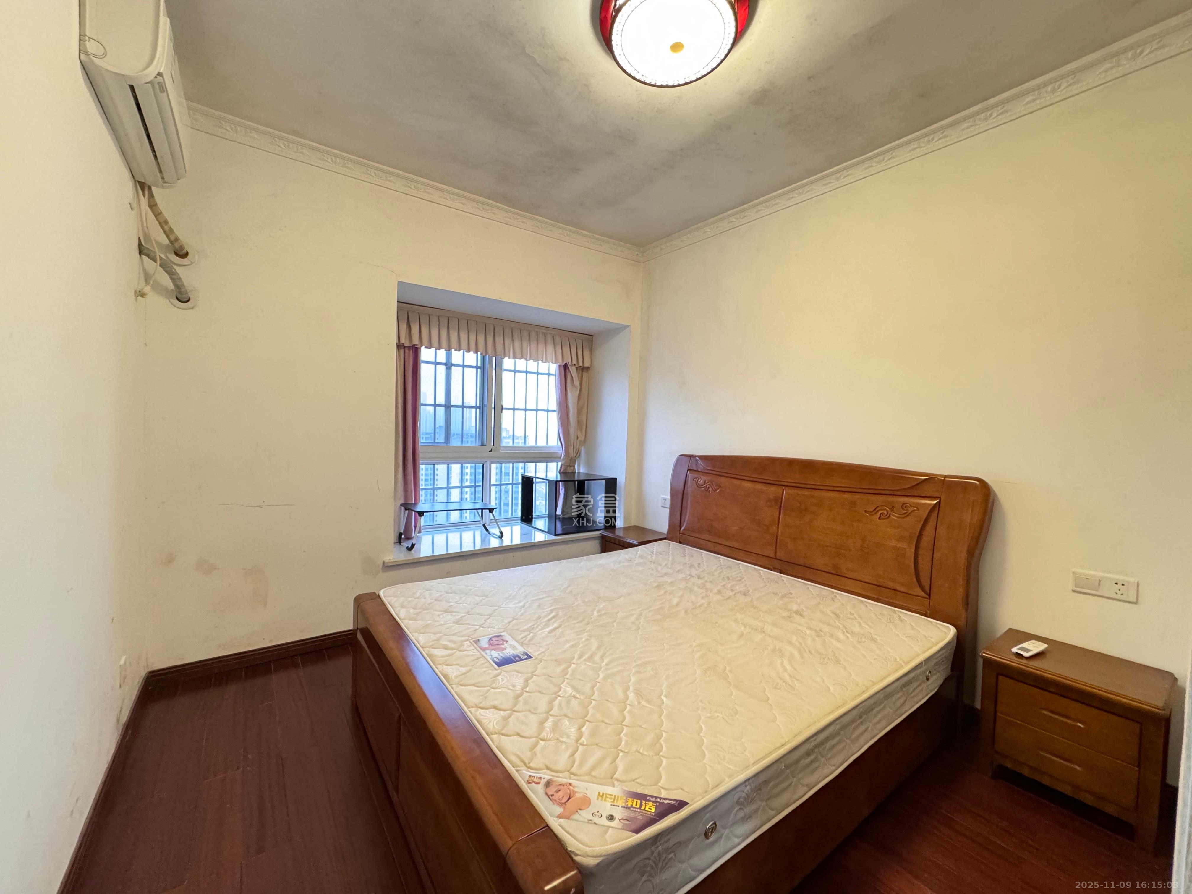 家兴苑  2室2厅1卫    1800.0元/月室内图