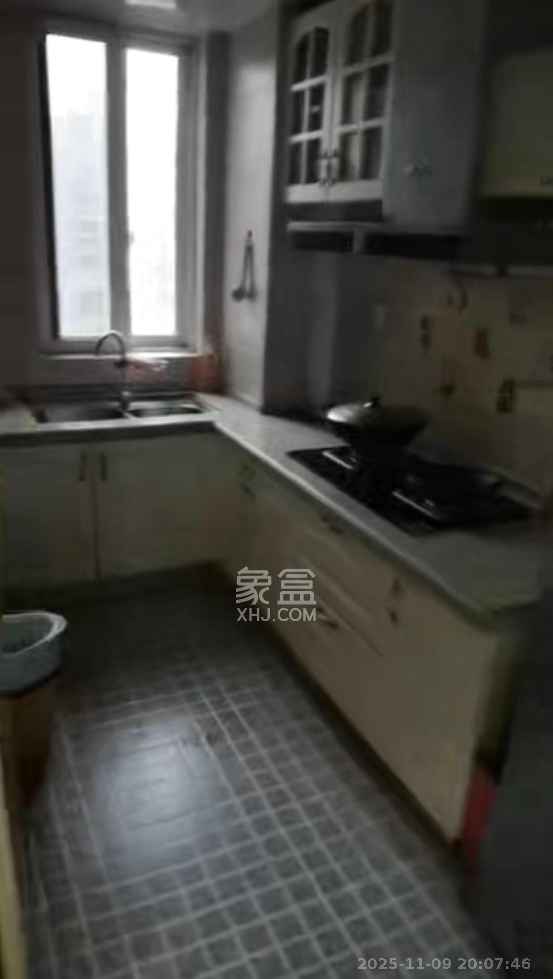 鑫科明珠  2室2厅1卫    2200.0元/月室内图1